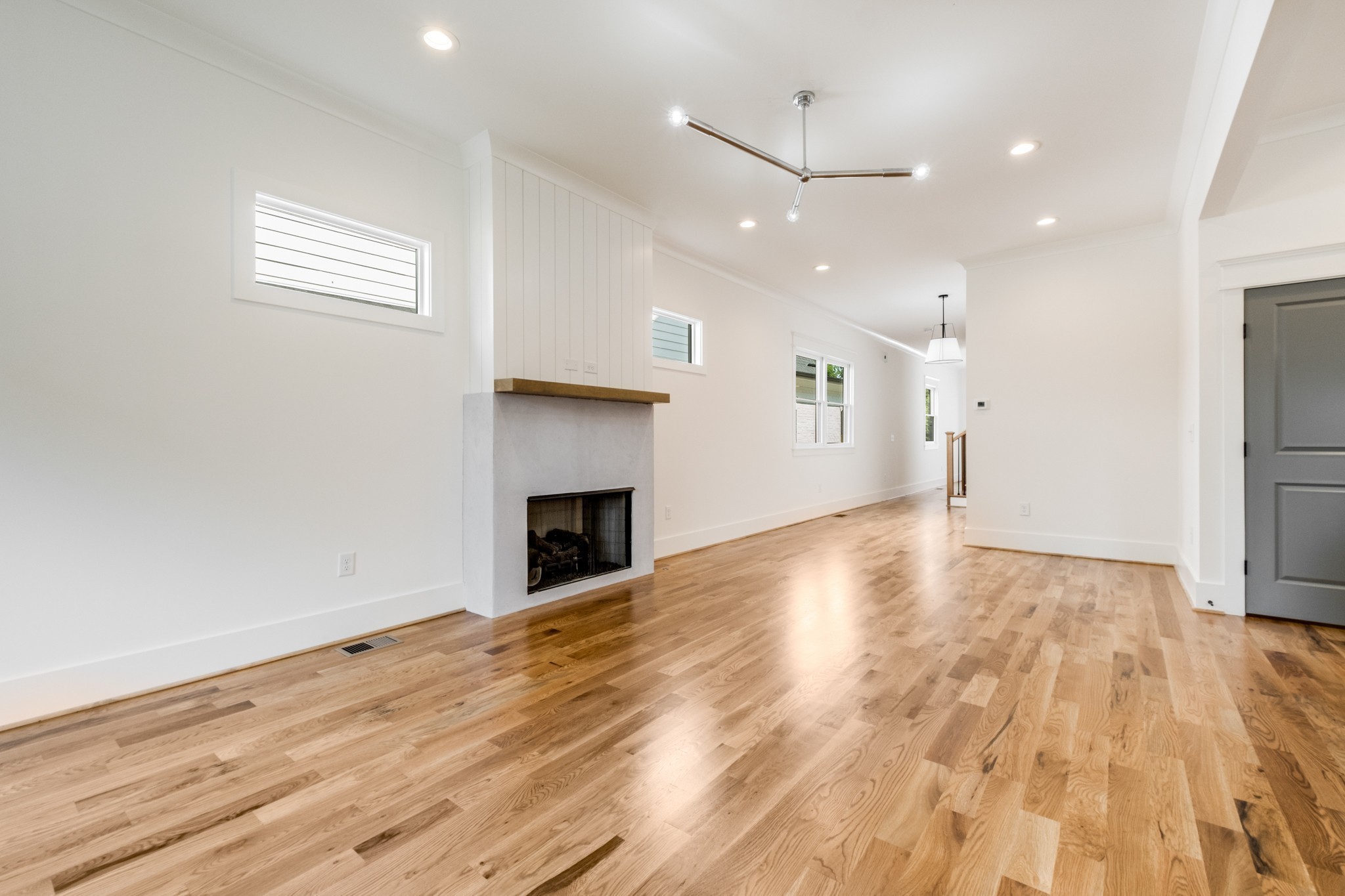 939 Woodmont Blvd