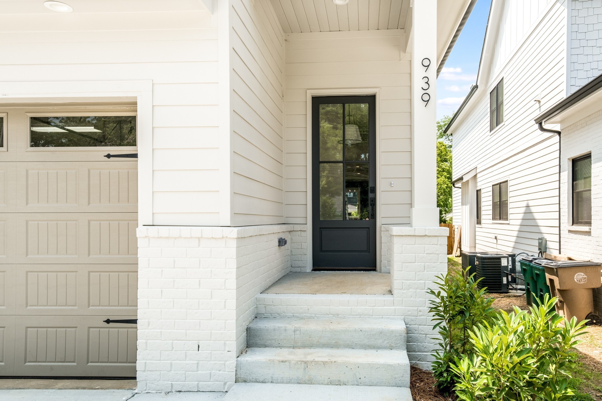 939 Woodmont Blvd