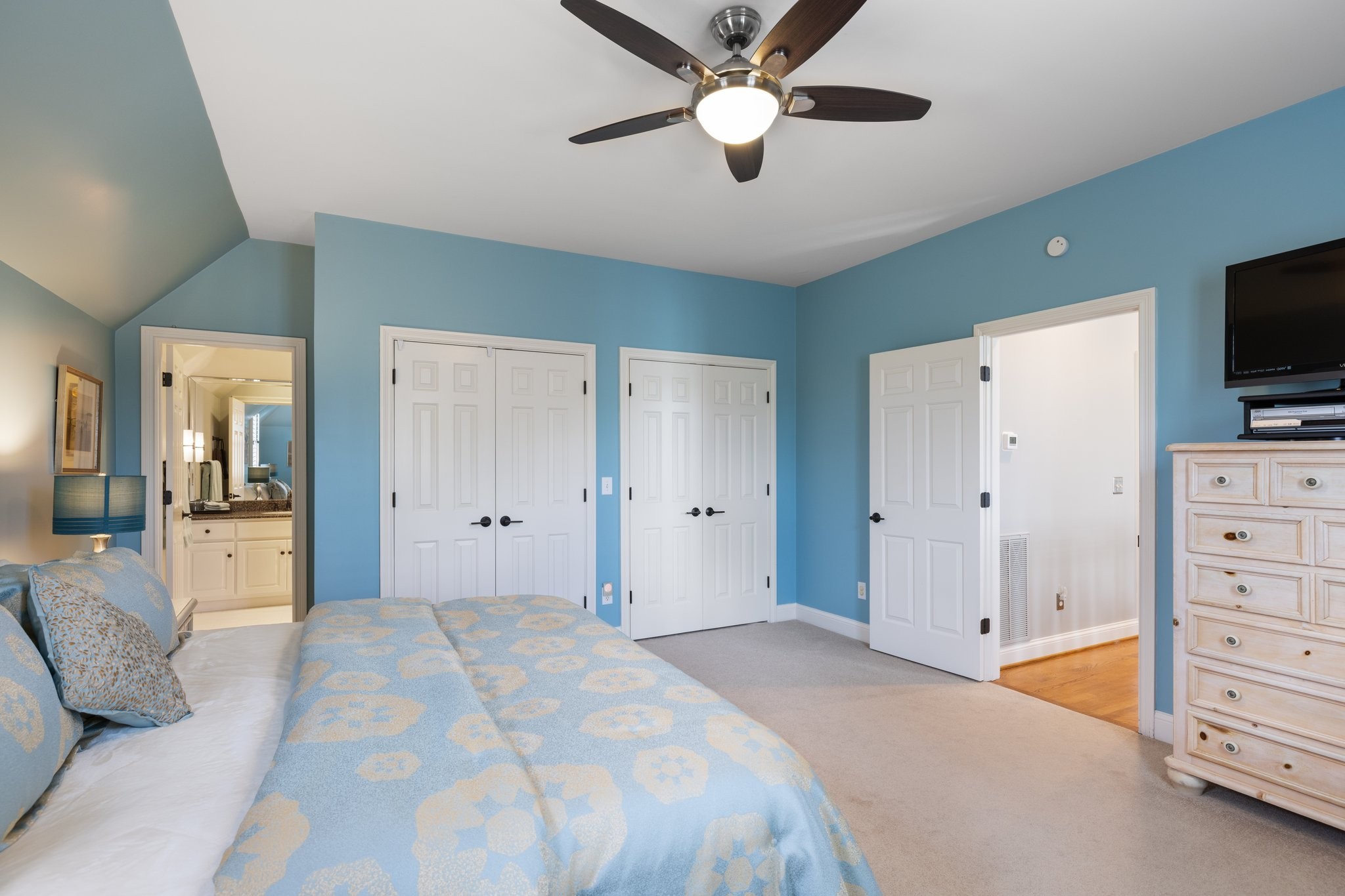 53 Green View