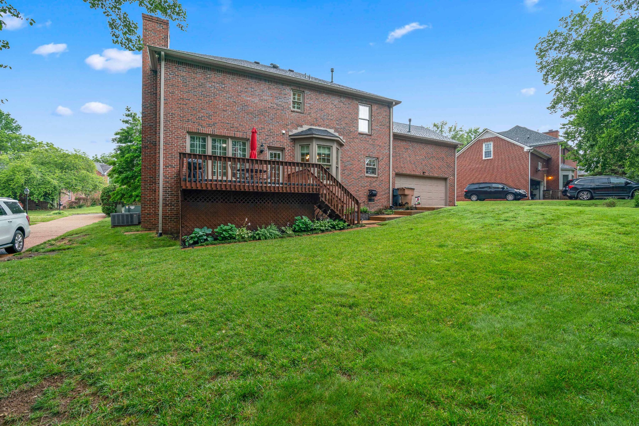 5320 Heatherwood Dr