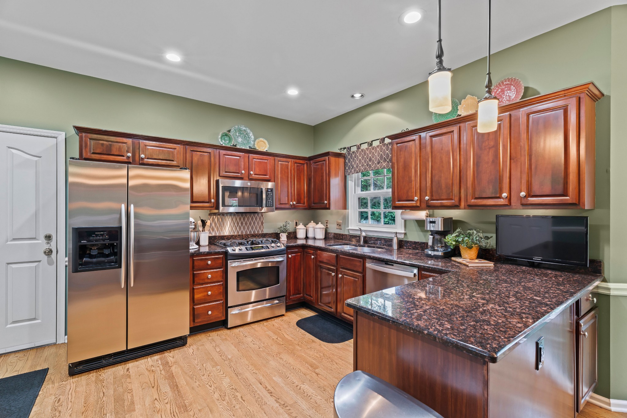 5320 Heatherwood Dr