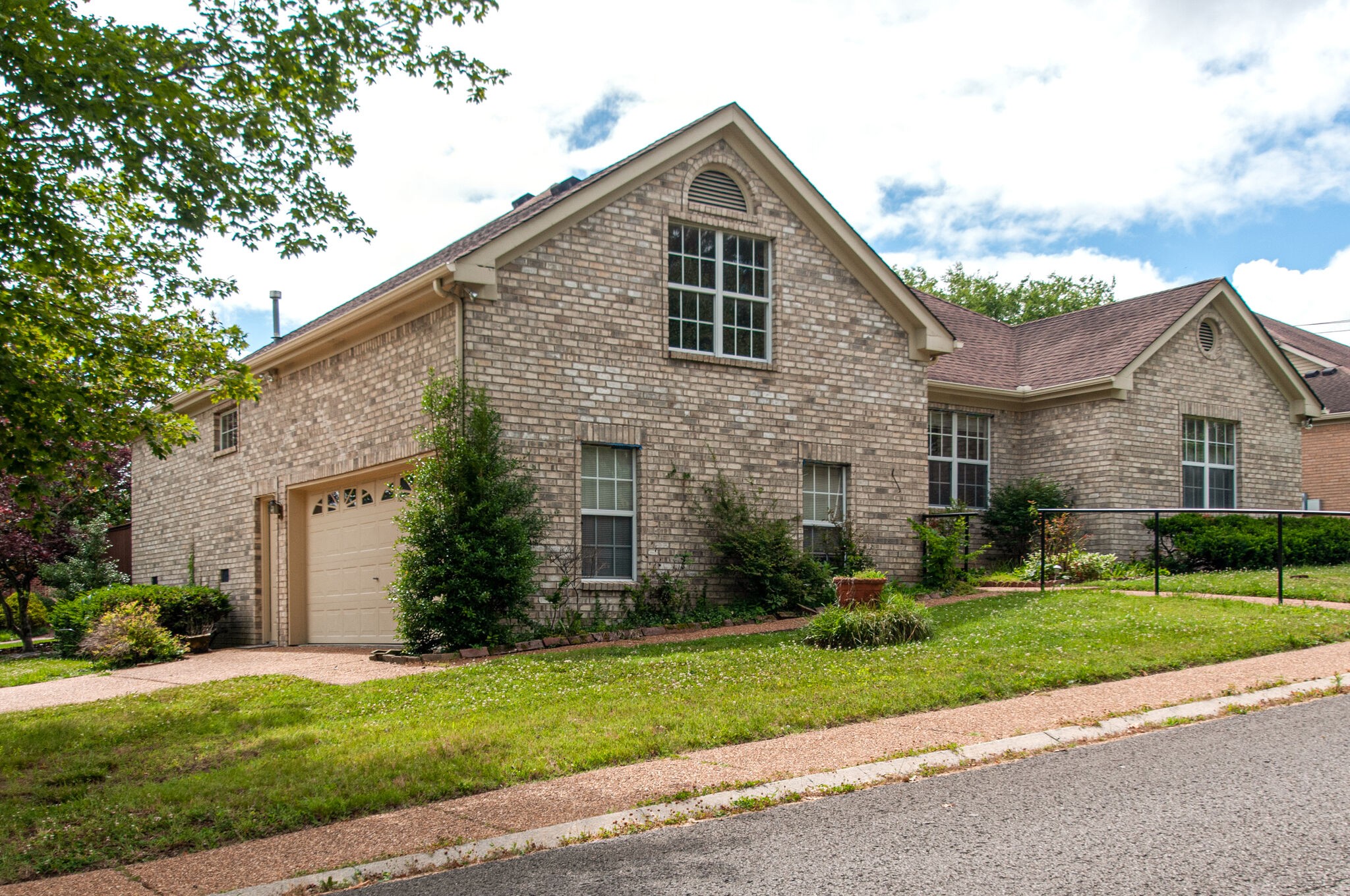 7804 Harpeth View Dr