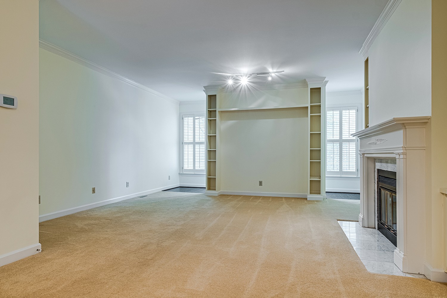 342 Ardsley Pl