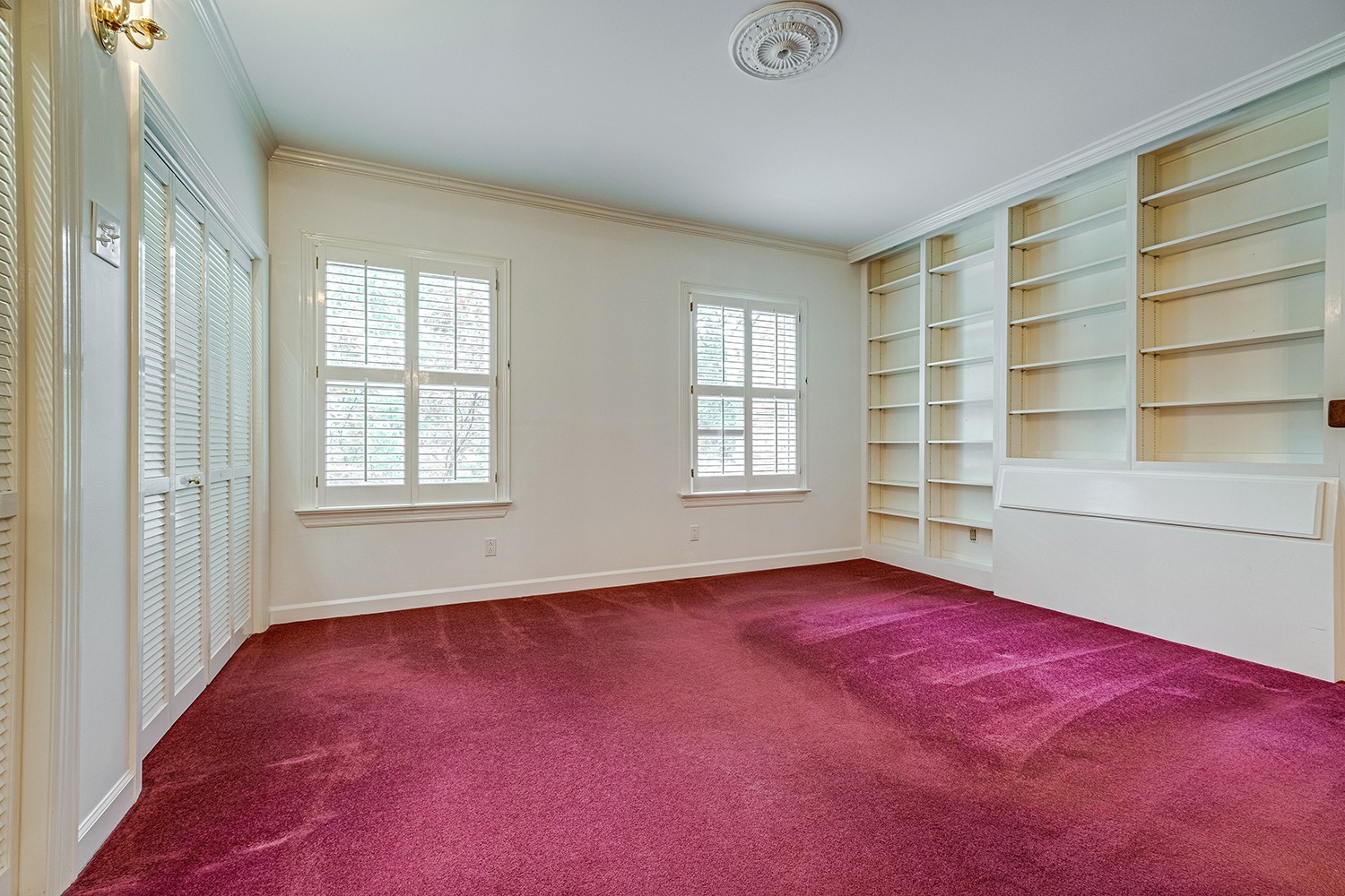 342 Ardsley Pl