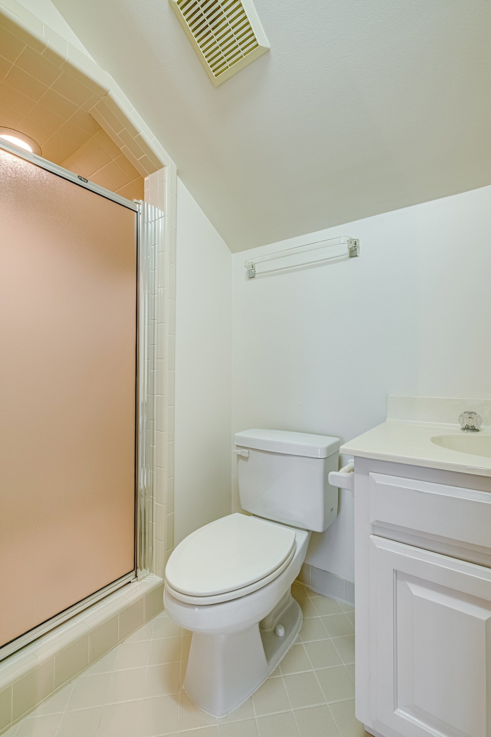 342 Ardsley Pl
