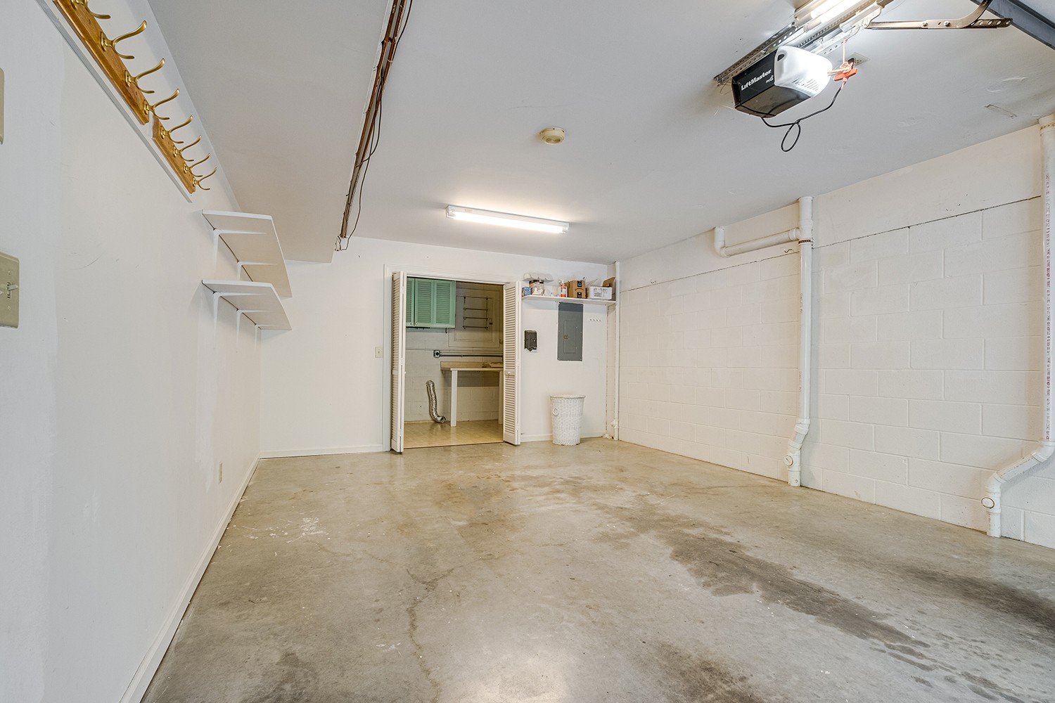 342 Ardsley Pl