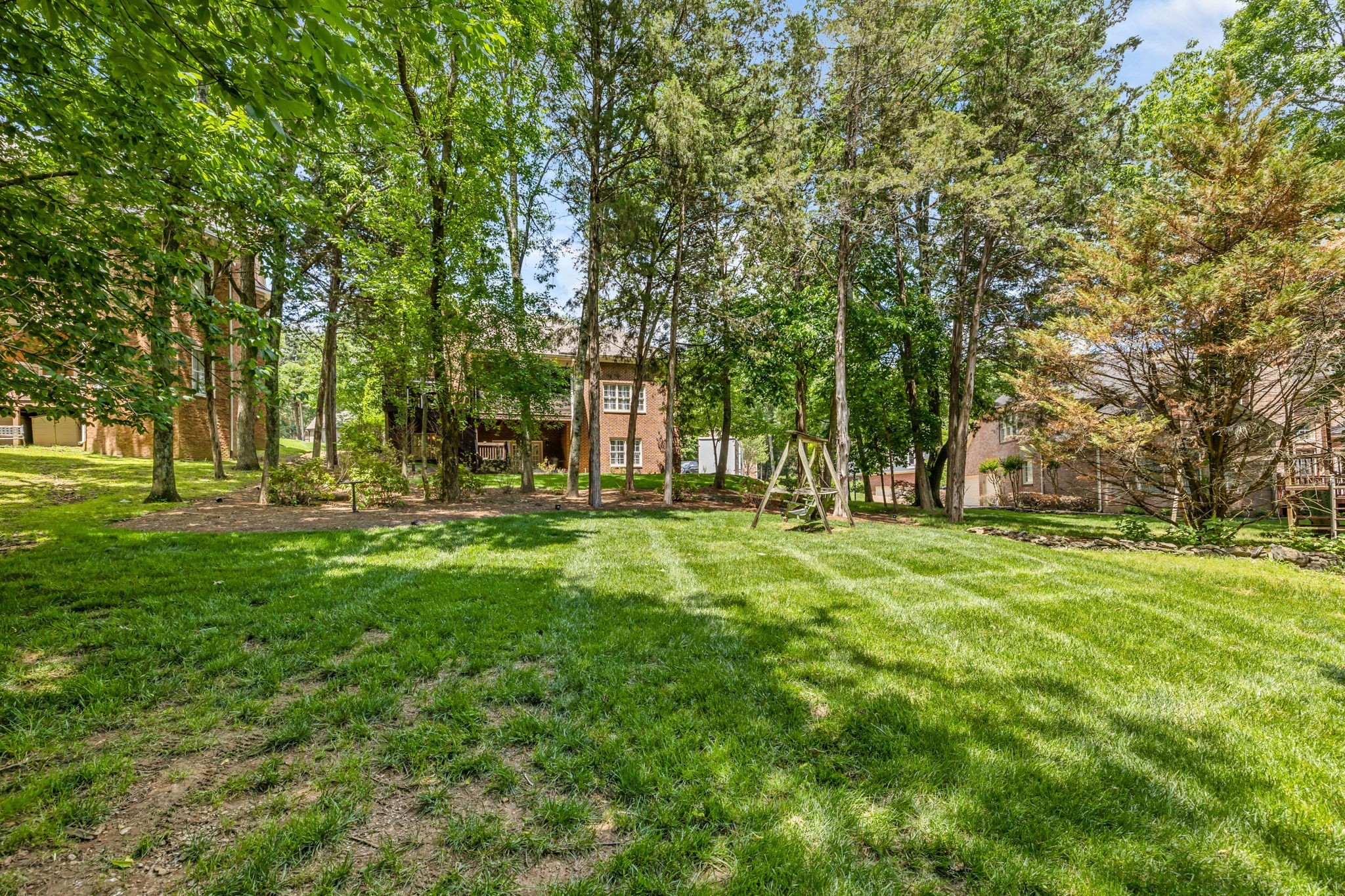 301 Rothwell Pl