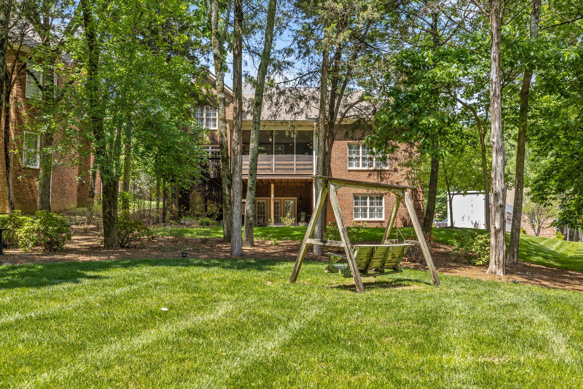 301 Rothwell Pl