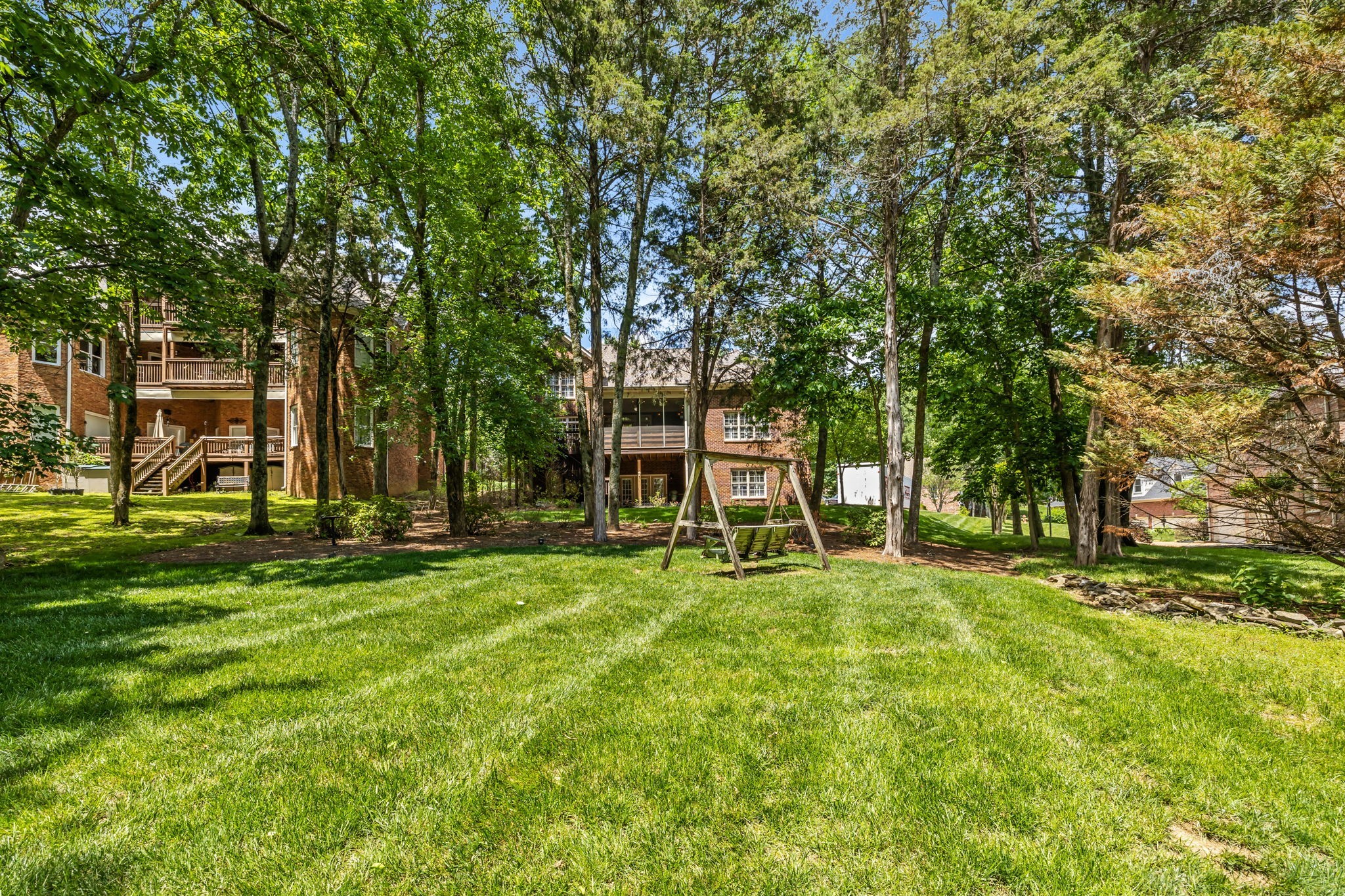 301 Rothwell Pl