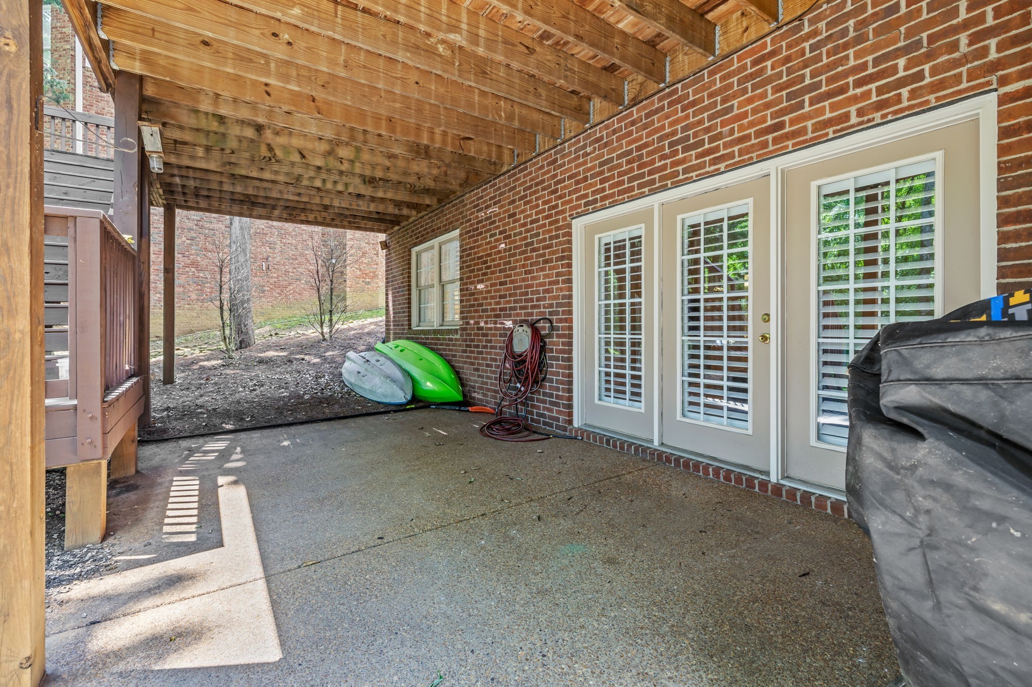 301 Rothwell Pl