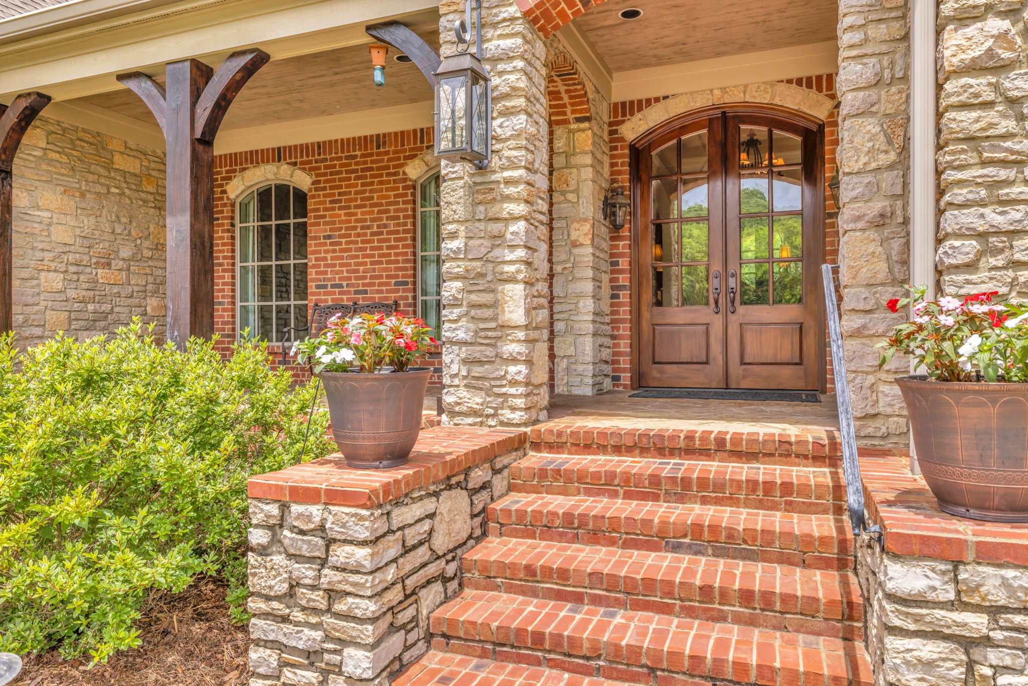 140 Steeplechase Ln