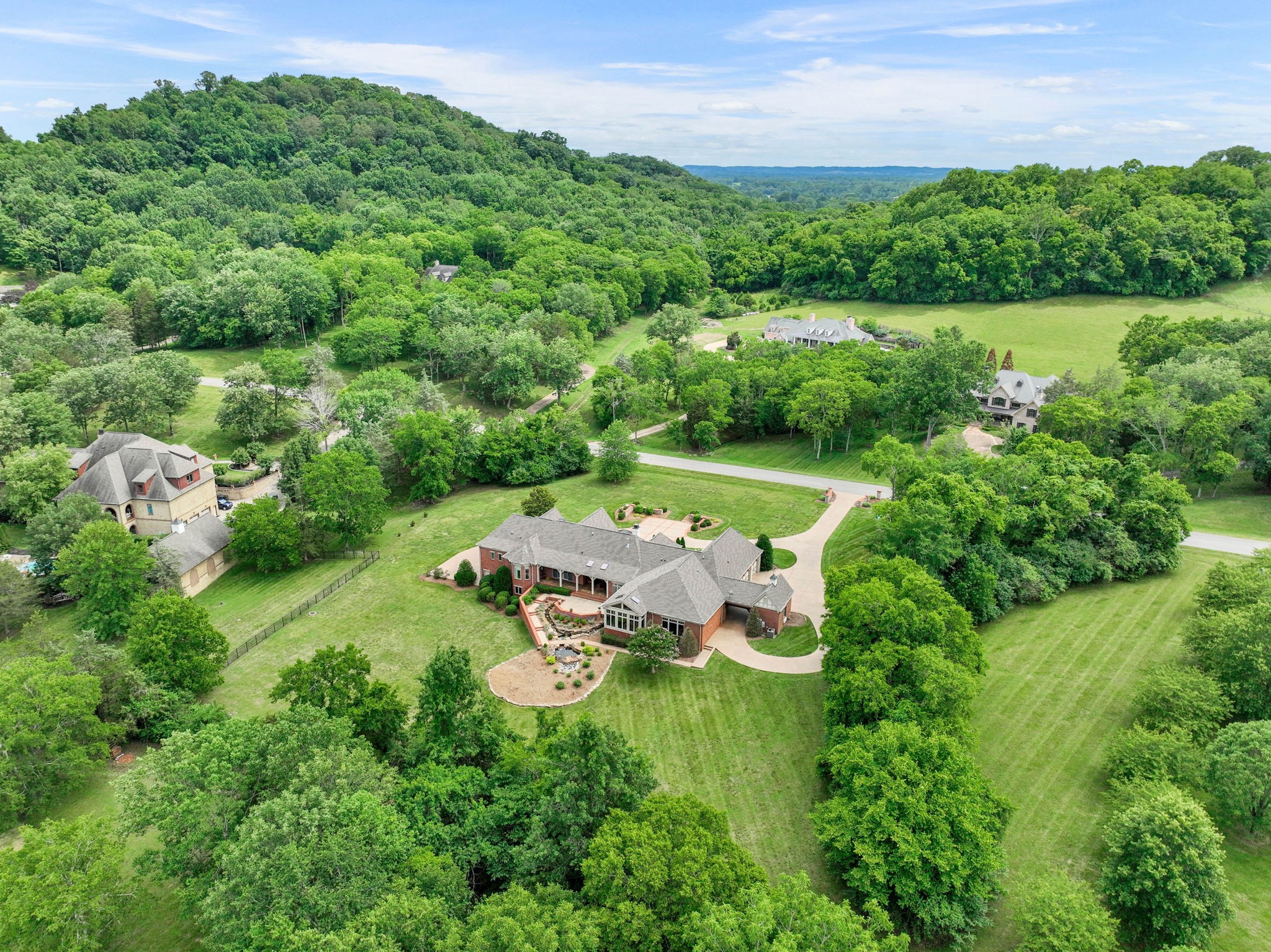140 Steeplechase Ln