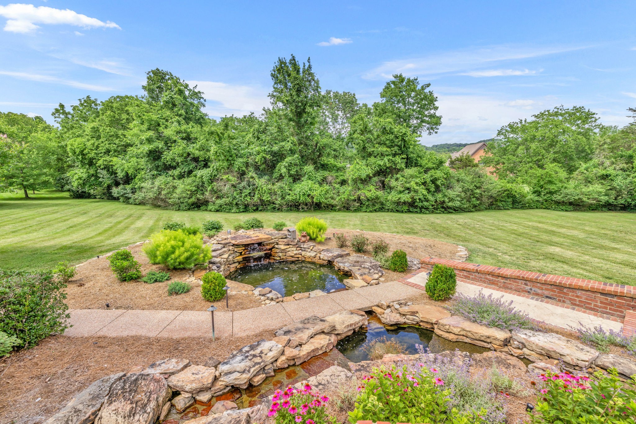 140 Steeplechase Ln