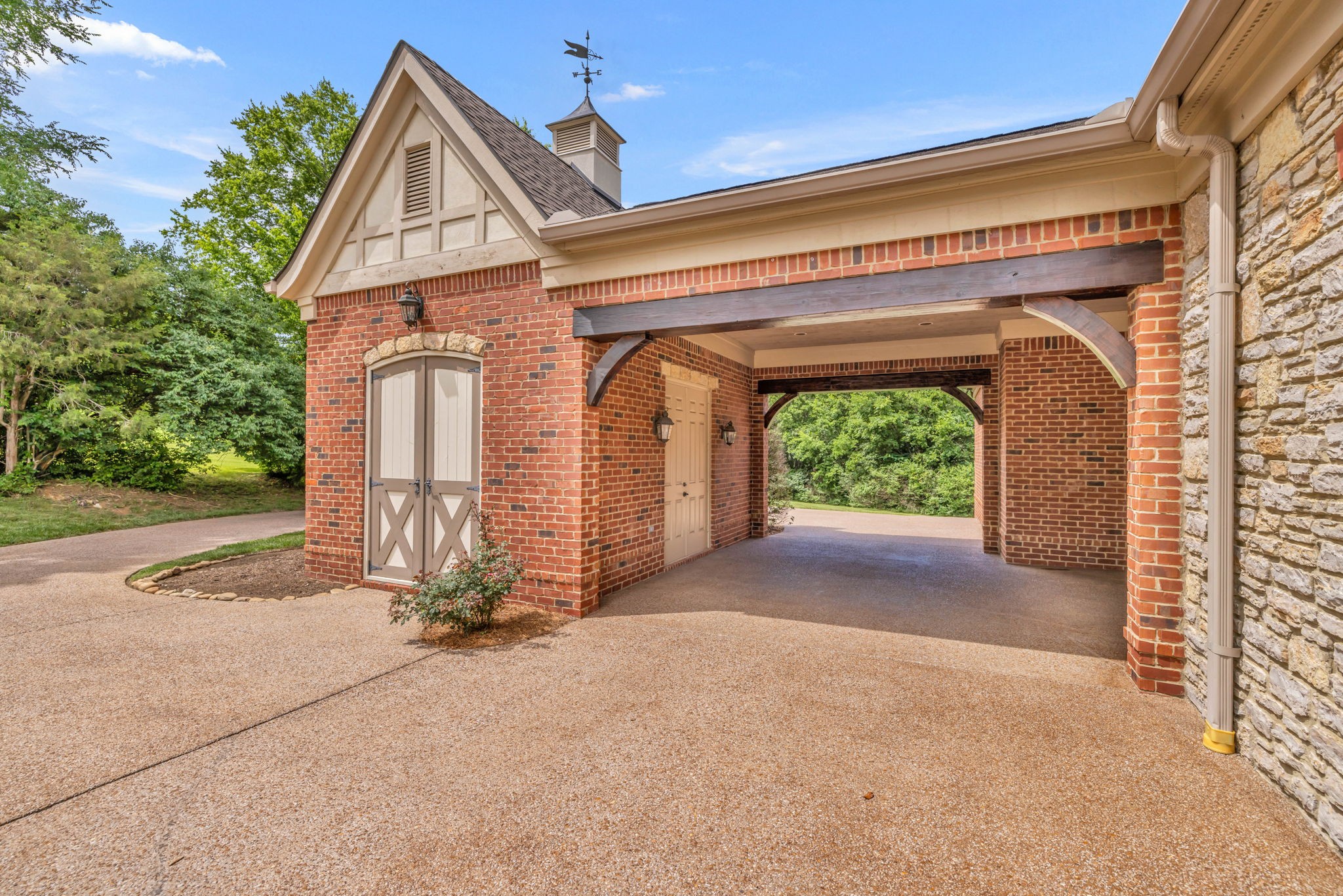 140 Steeplechase Ln