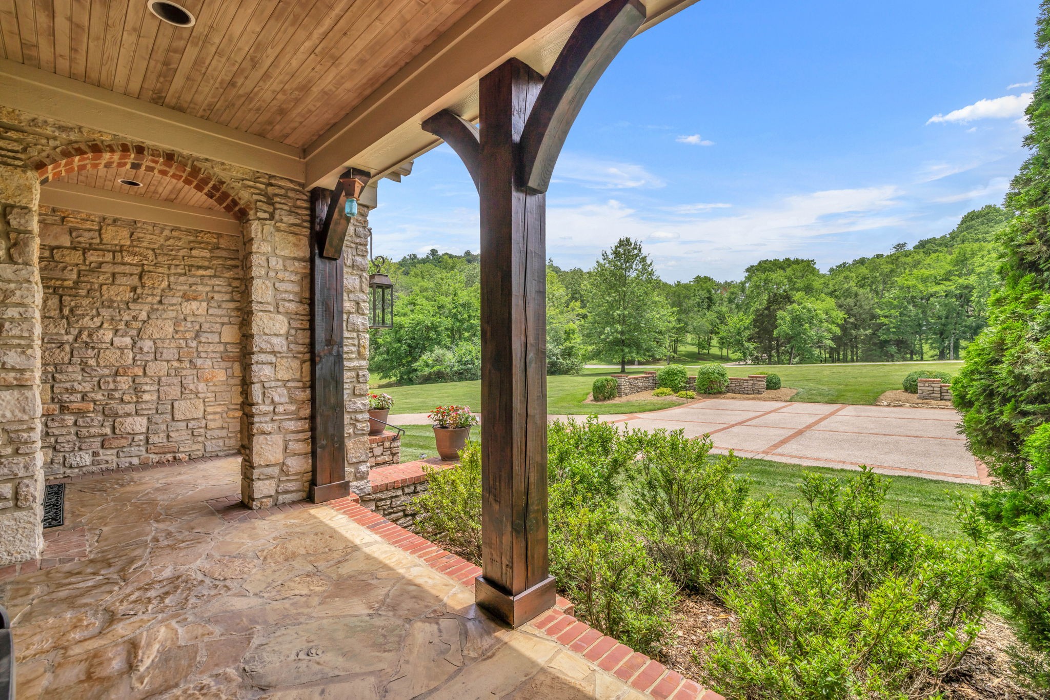 140 Steeplechase Ln