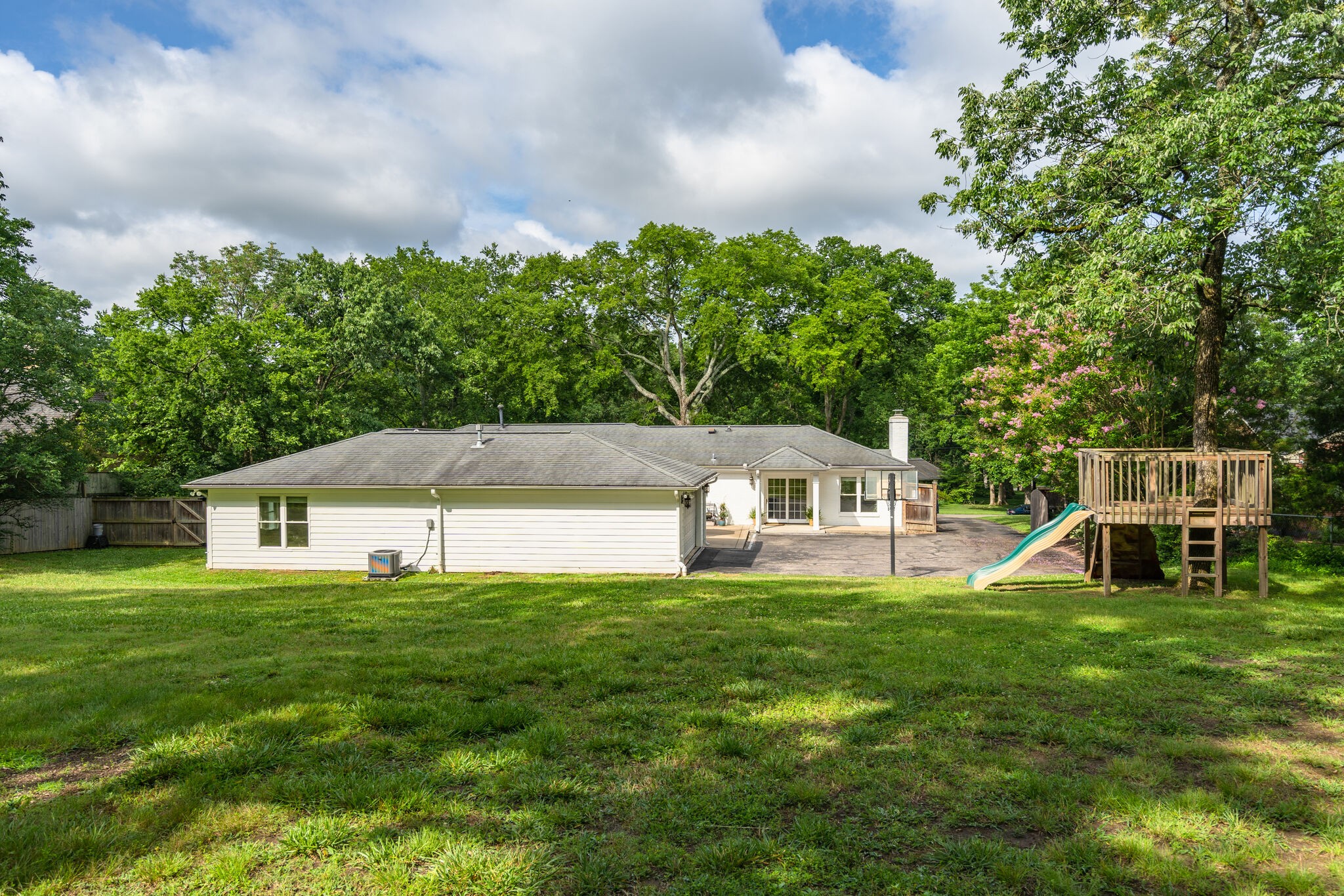 734 Bresslyn Rd