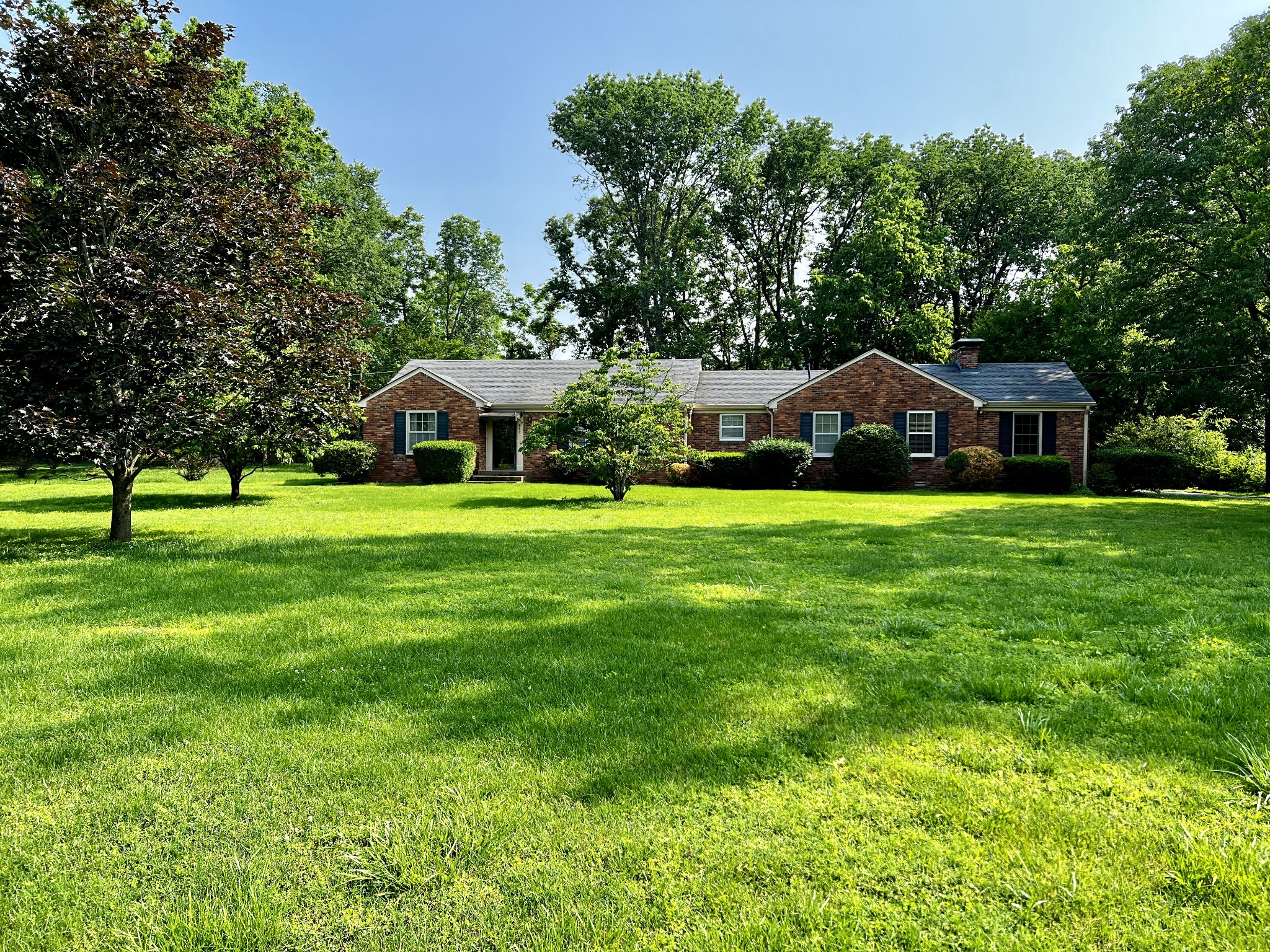 931 Oak Valley Ln