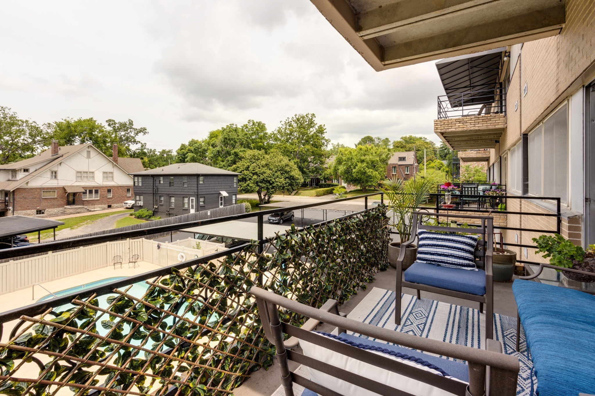 4200 West End Avenue Unit: 302
