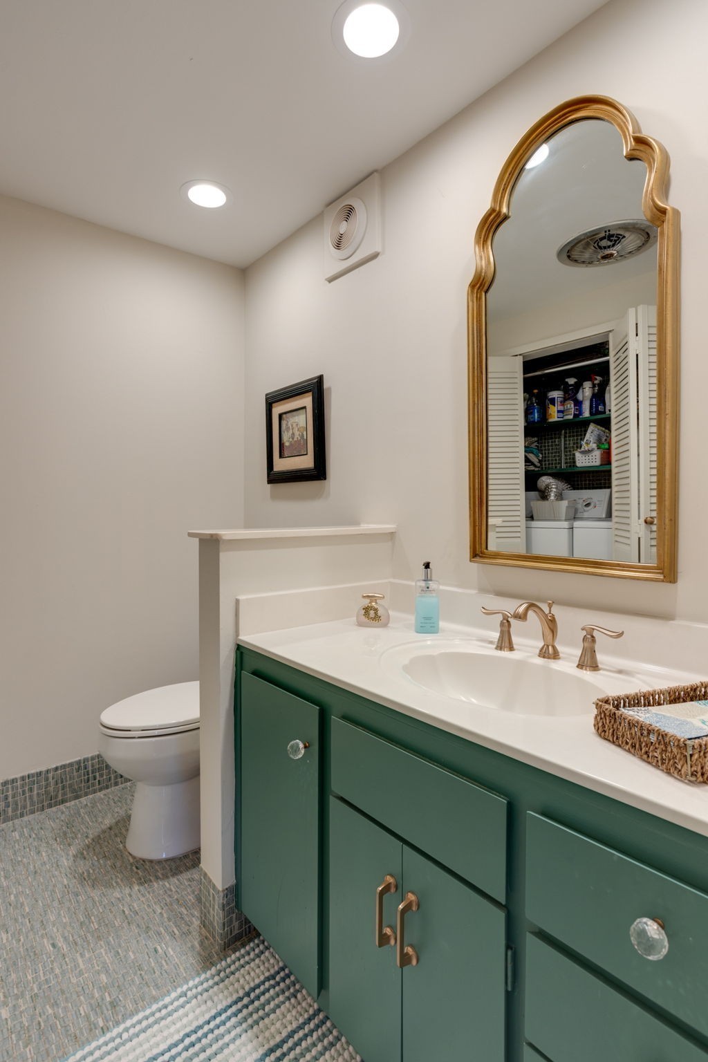 4200 West End Avenue Unit: 302