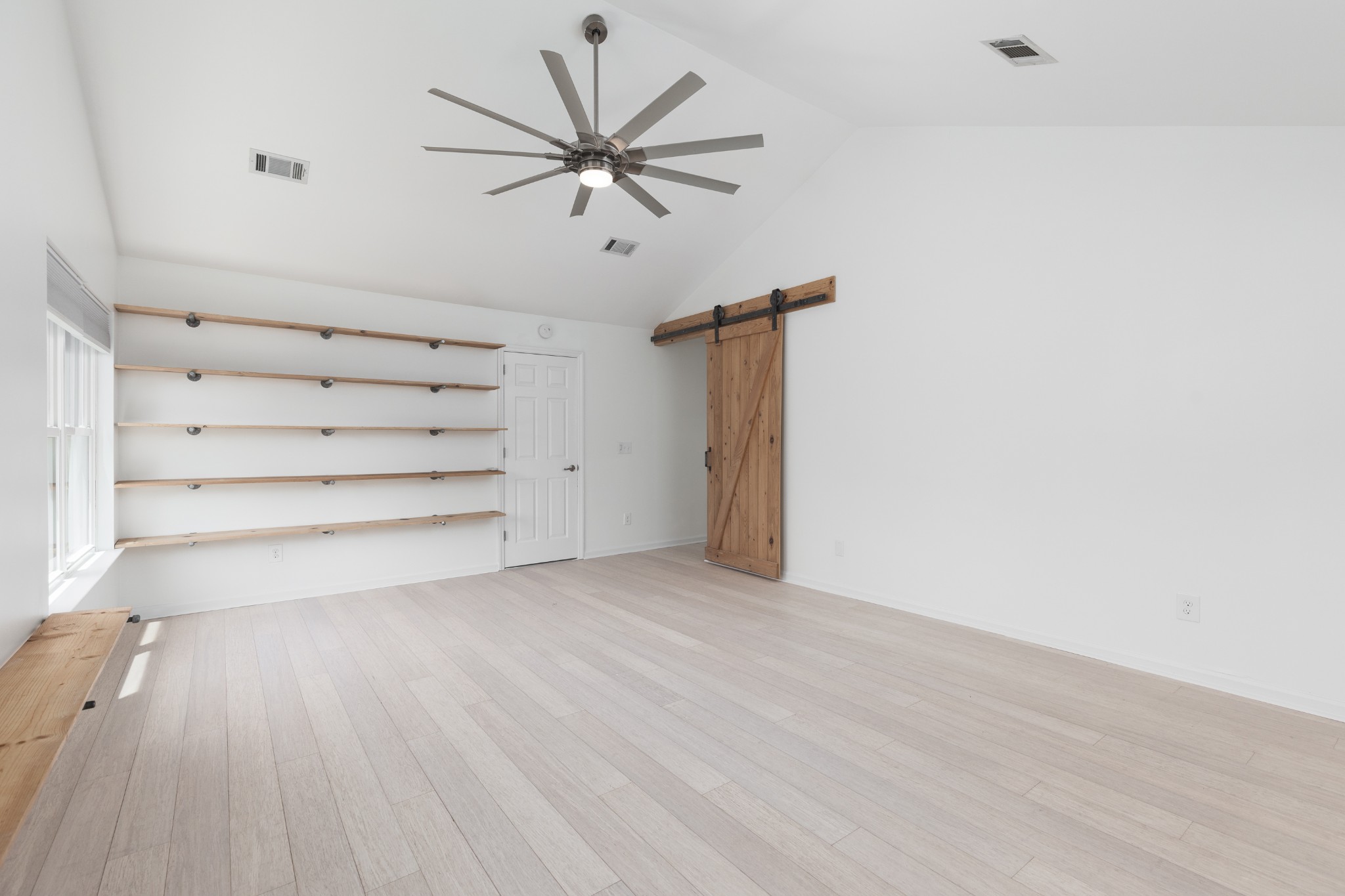 105 Blossom Ct