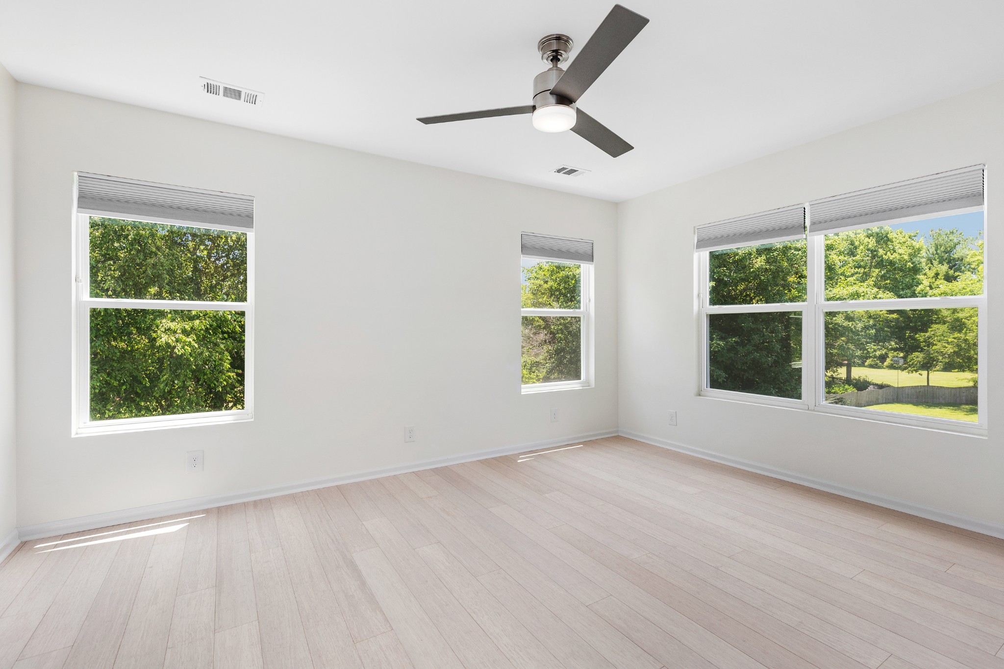 105 Blossom Ct
