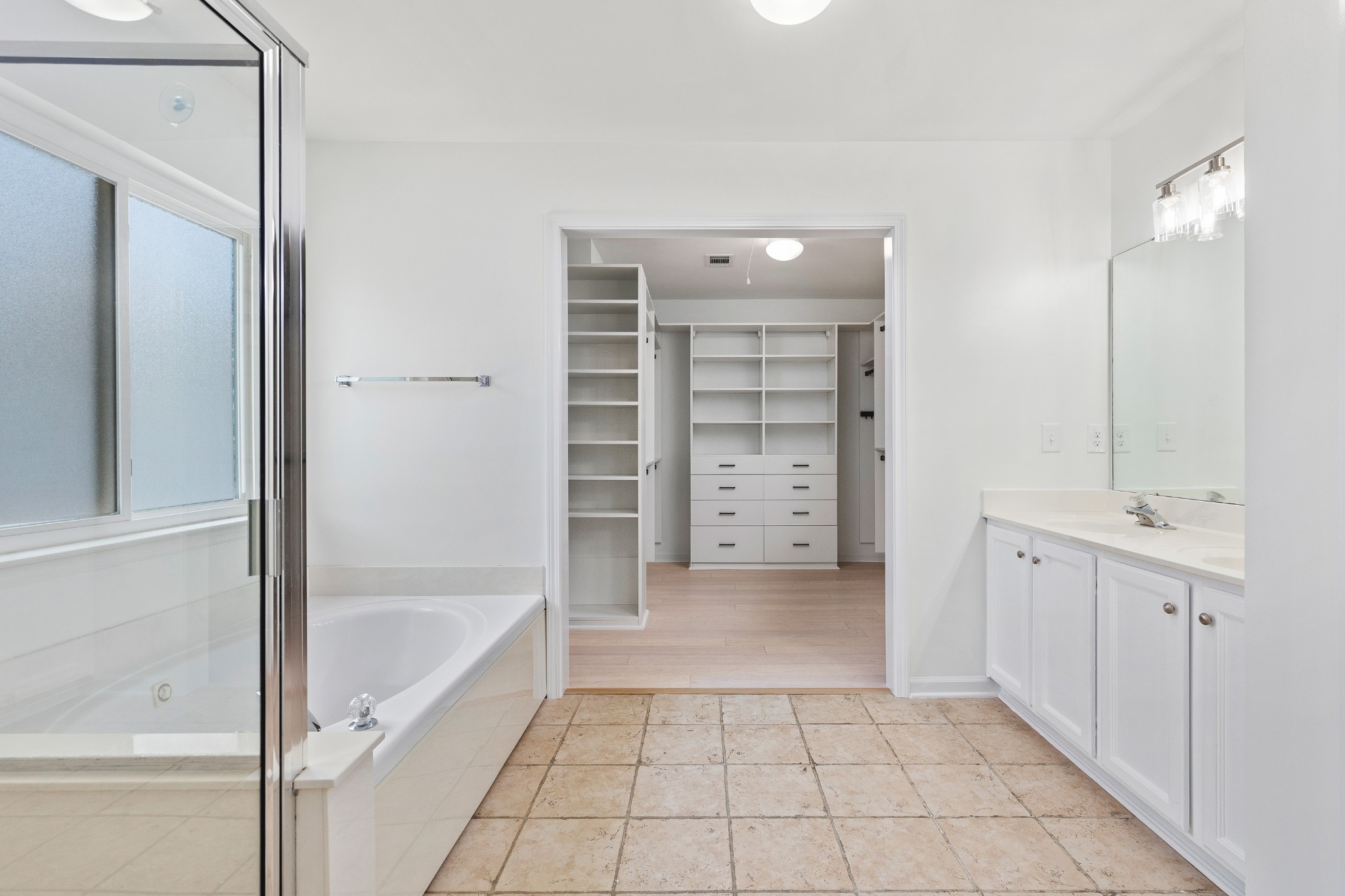 105 Blossom Ct