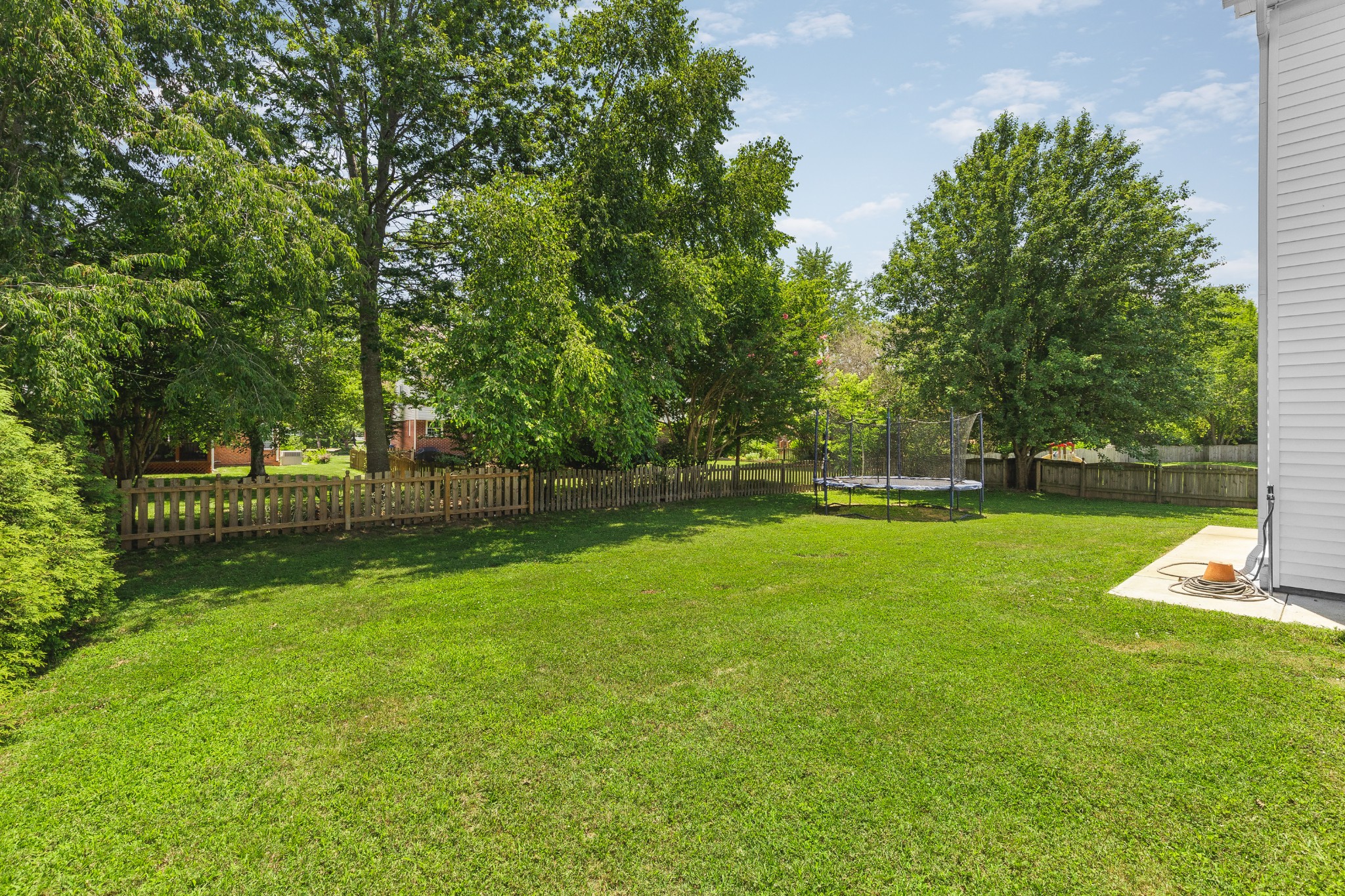 105 Blossom Ct