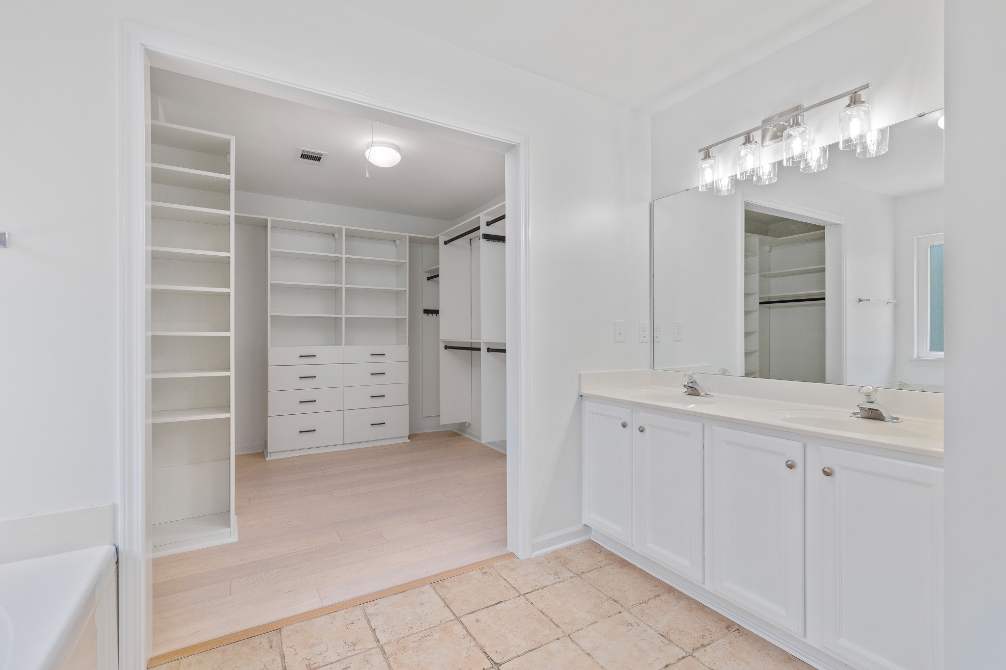 105 Blossom Ct