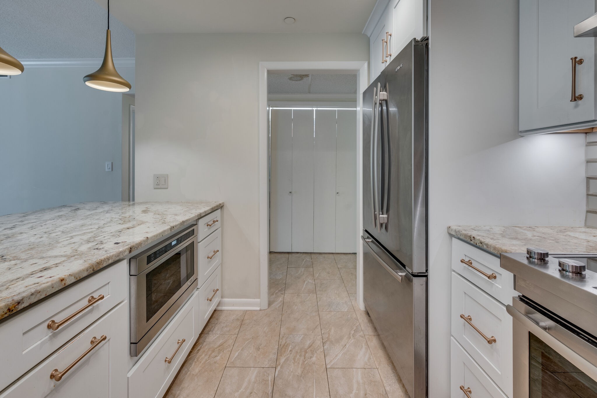 4215 Harding Pike Unit: 211