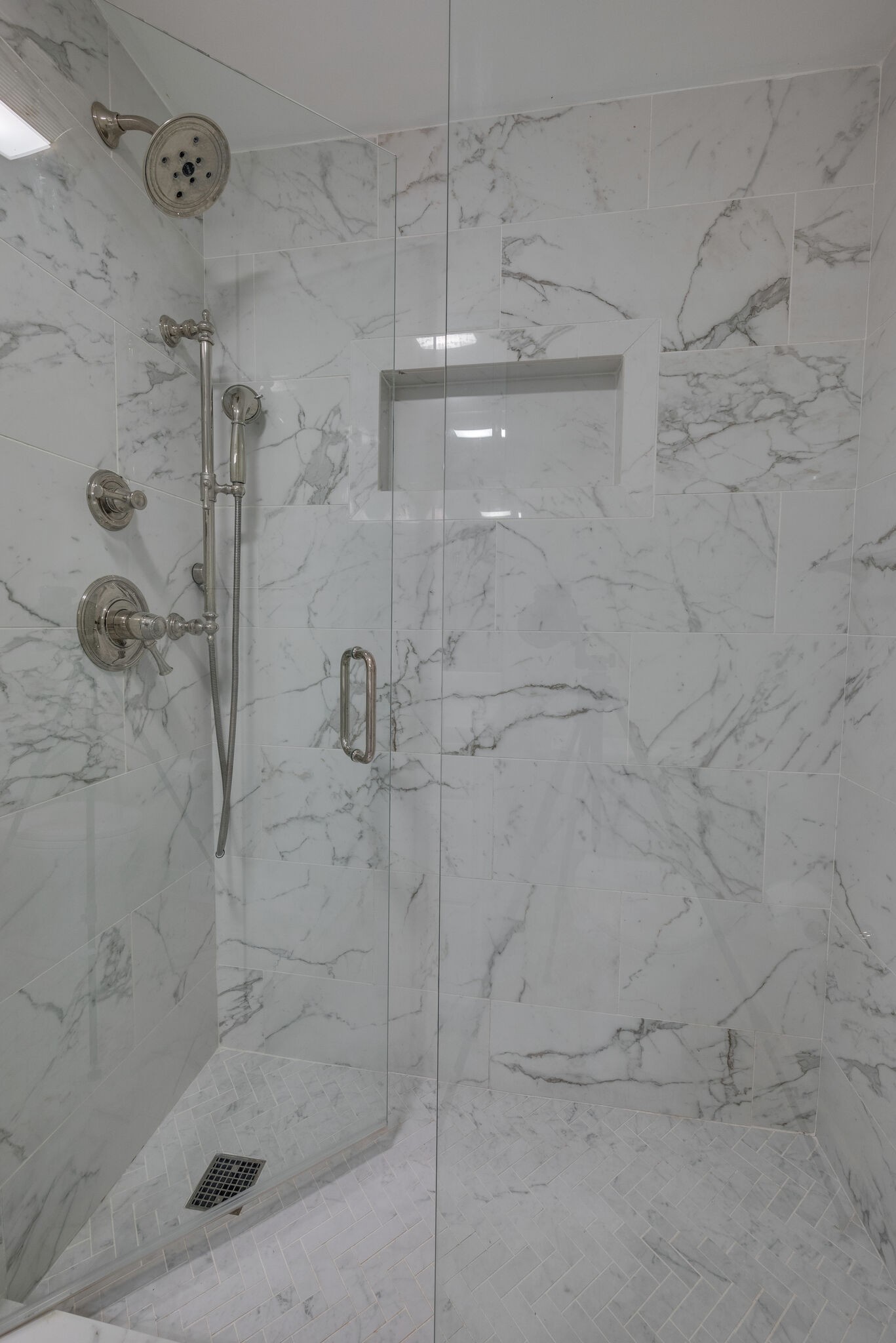 4215 Harding Pike Unit: 211