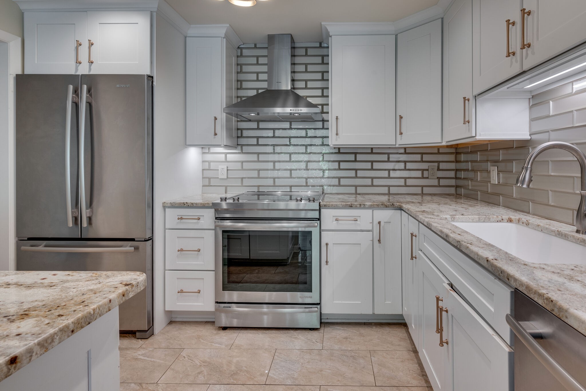 4215 Harding Pike Unit: 211