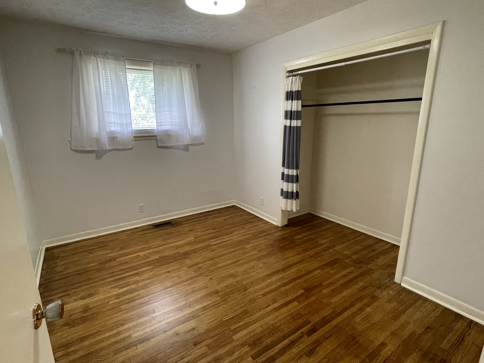 504 Continental Dr