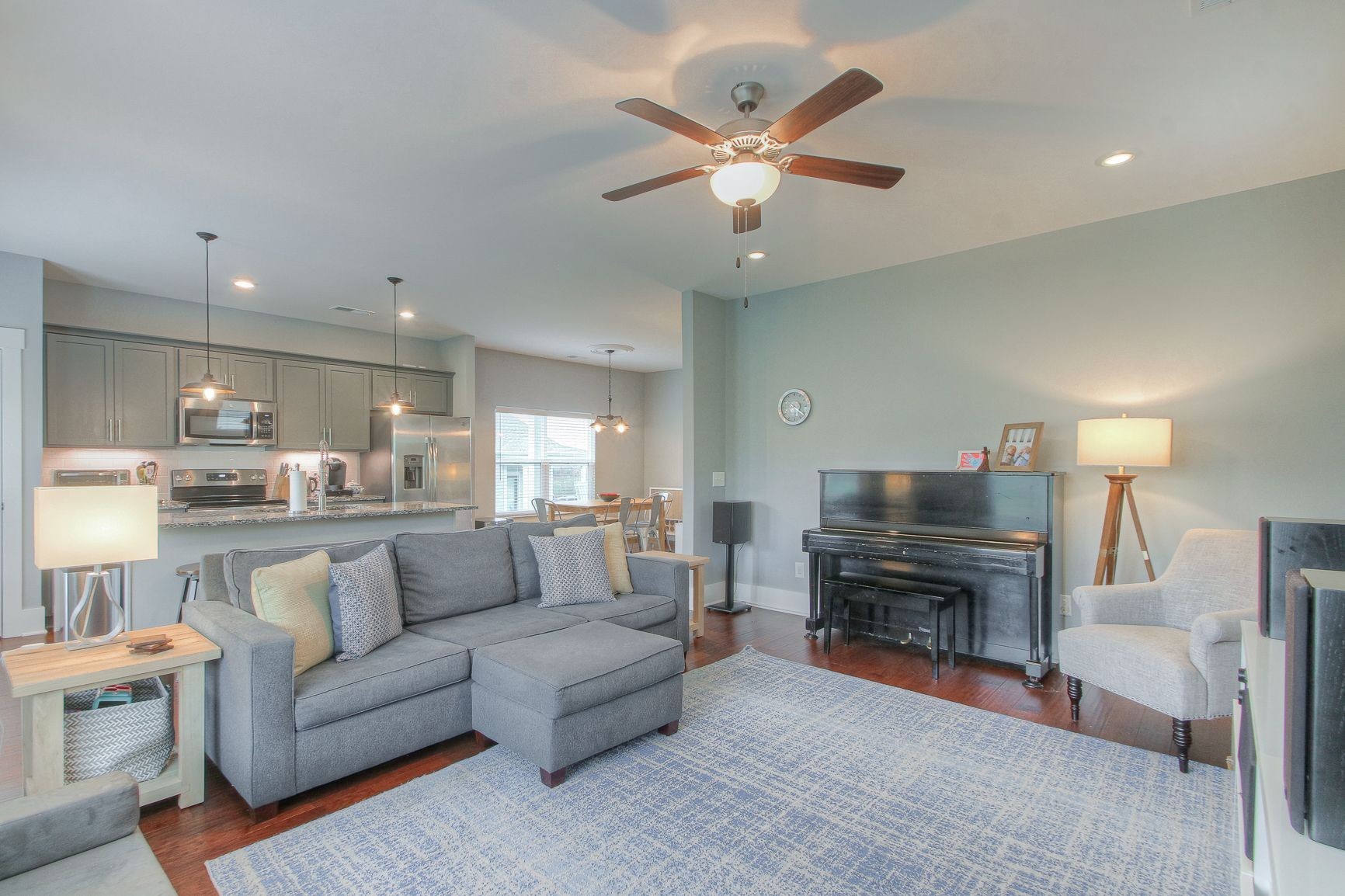 3055 Blueberry Ln
