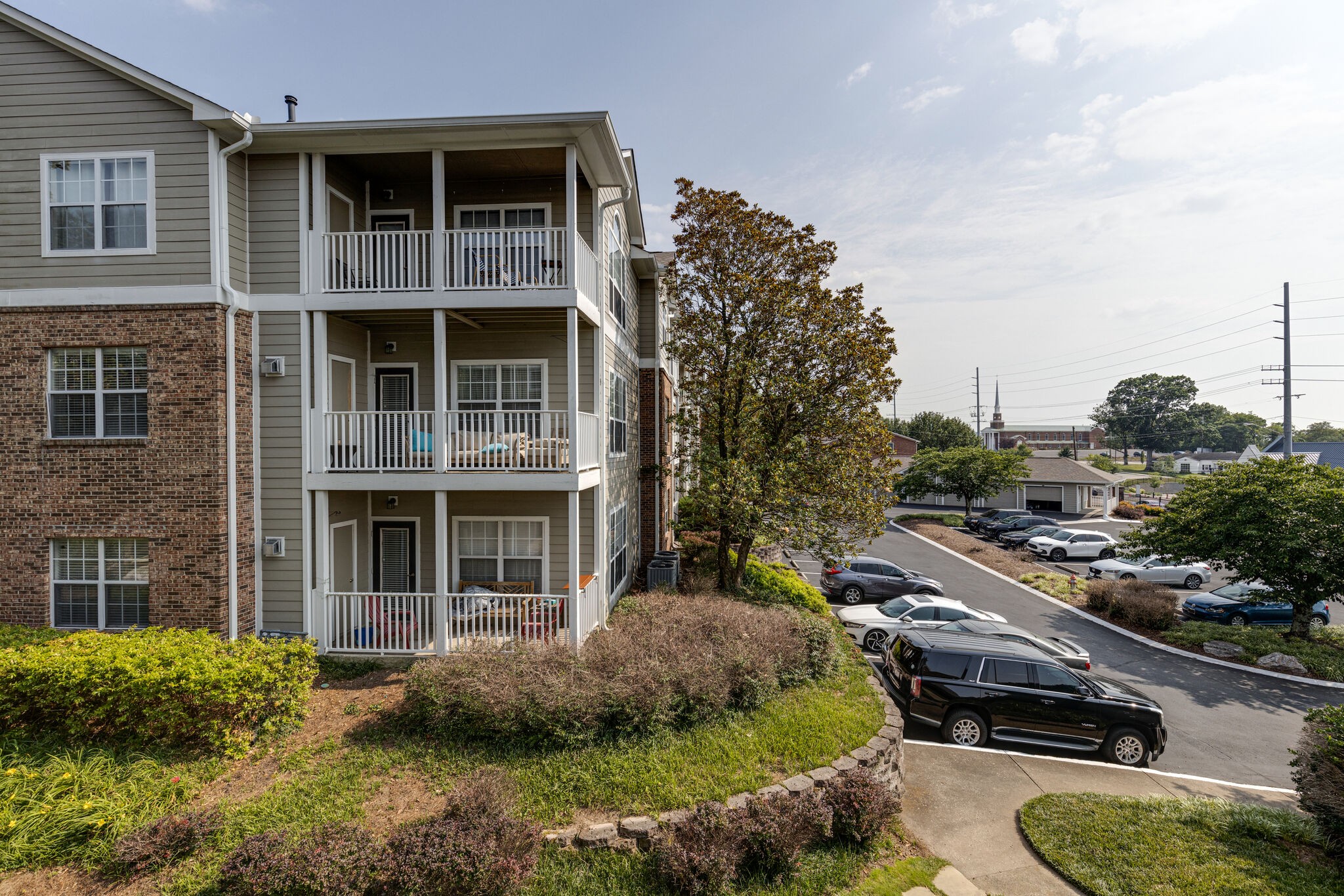 2025 Woodmont Blvd Unit: 342