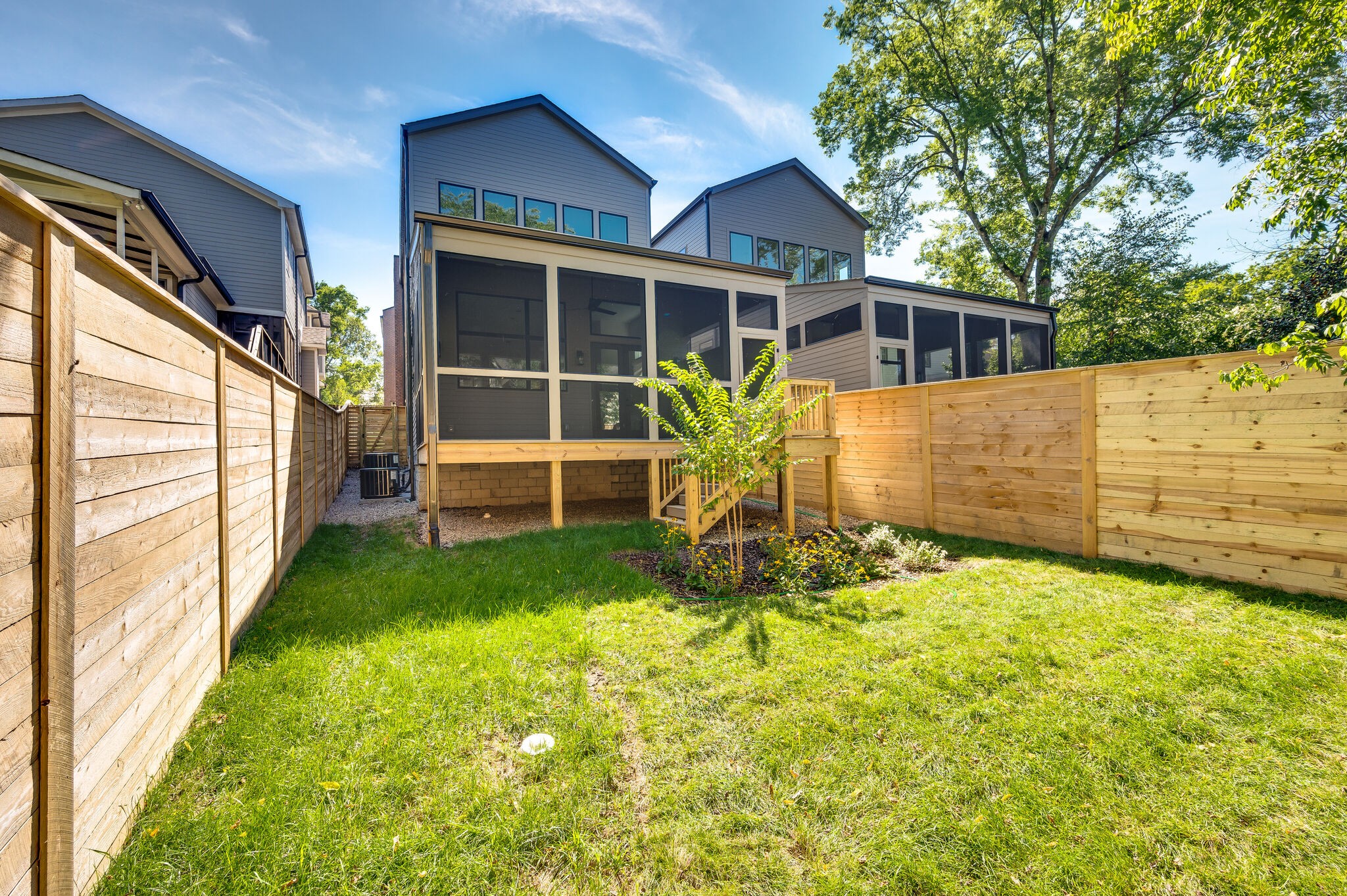 1408A Clifton Ln