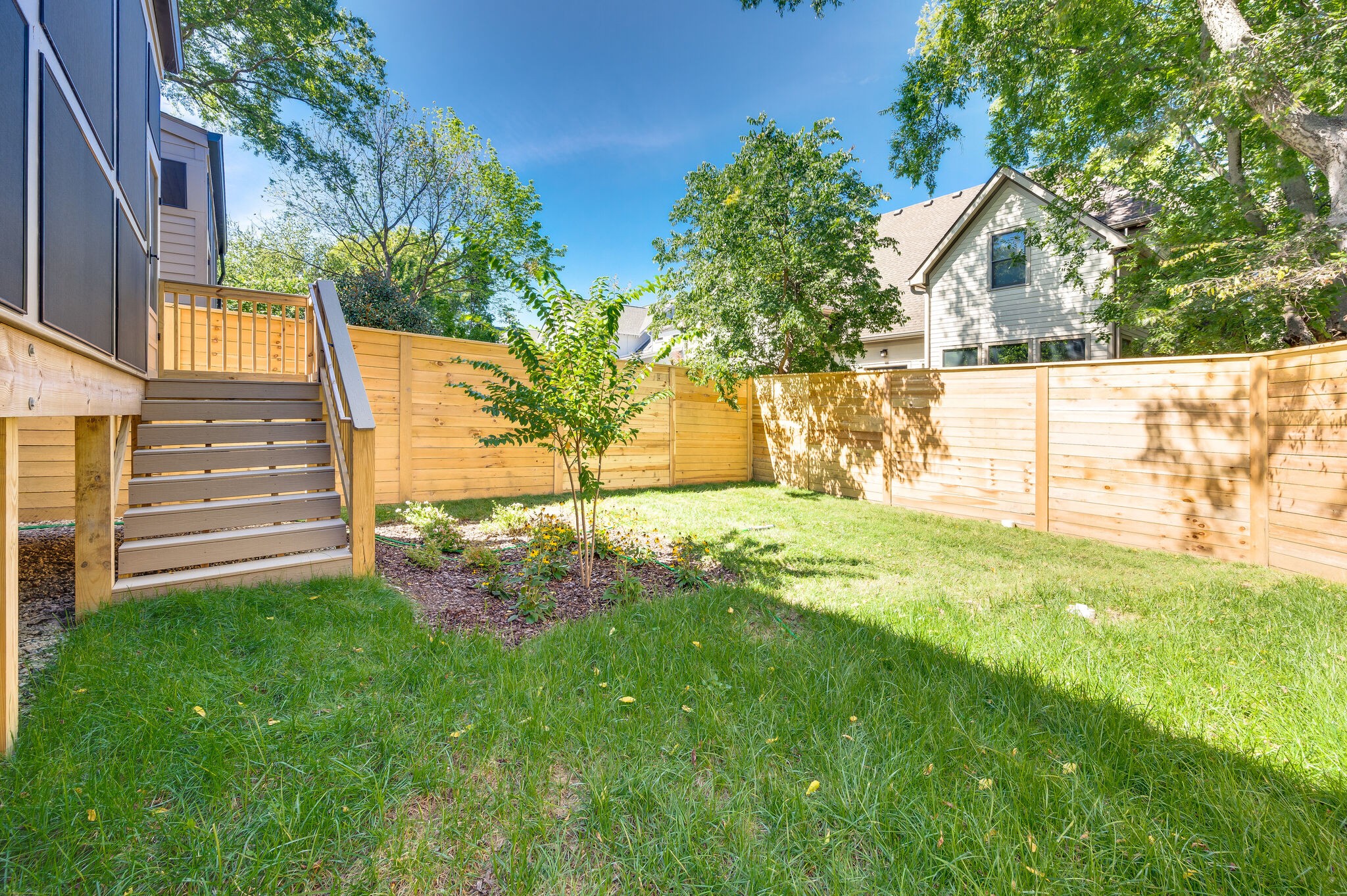 1408A Clifton Ln