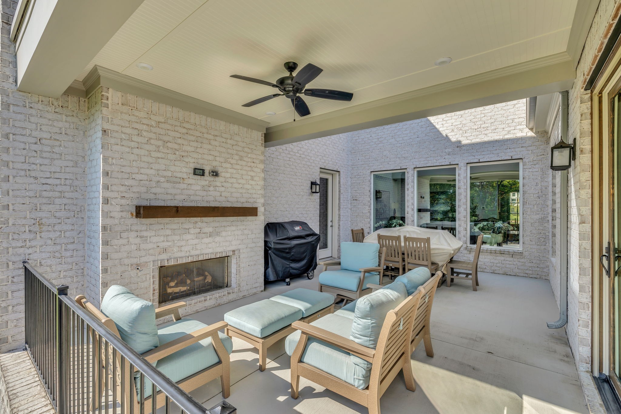 1892 Traditions Cir