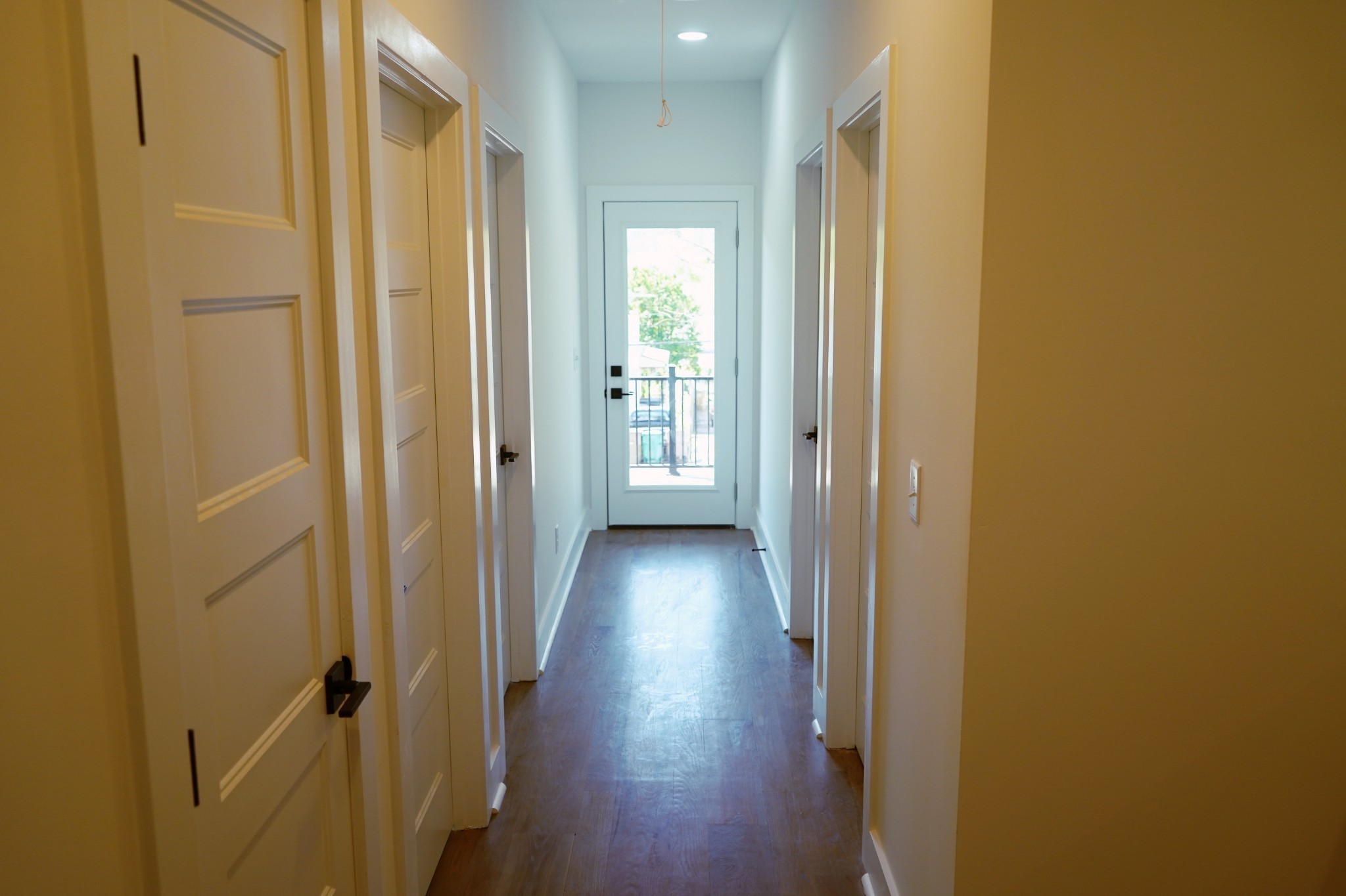 2202 Hermosa St