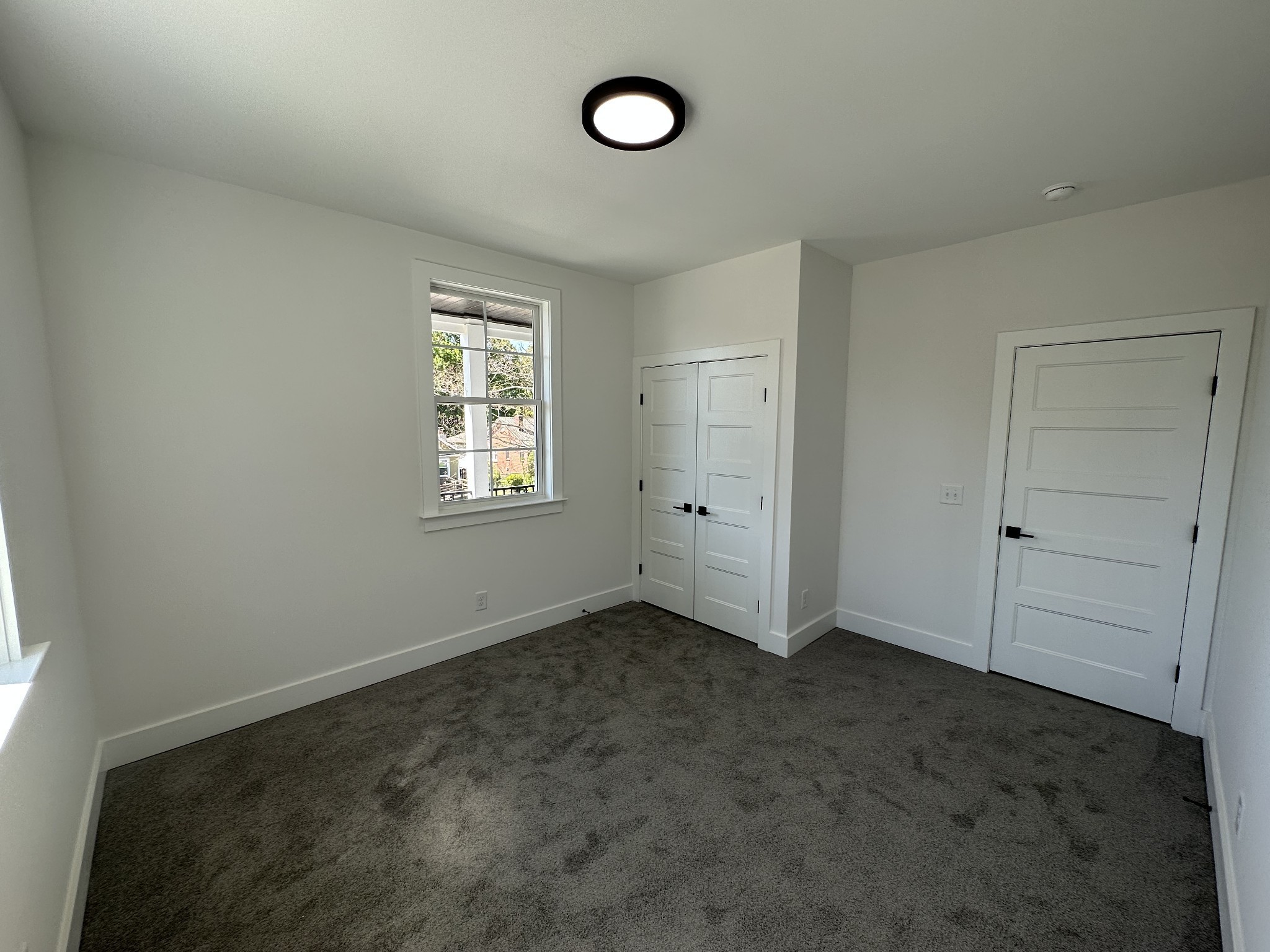 2202 Hermosa St
