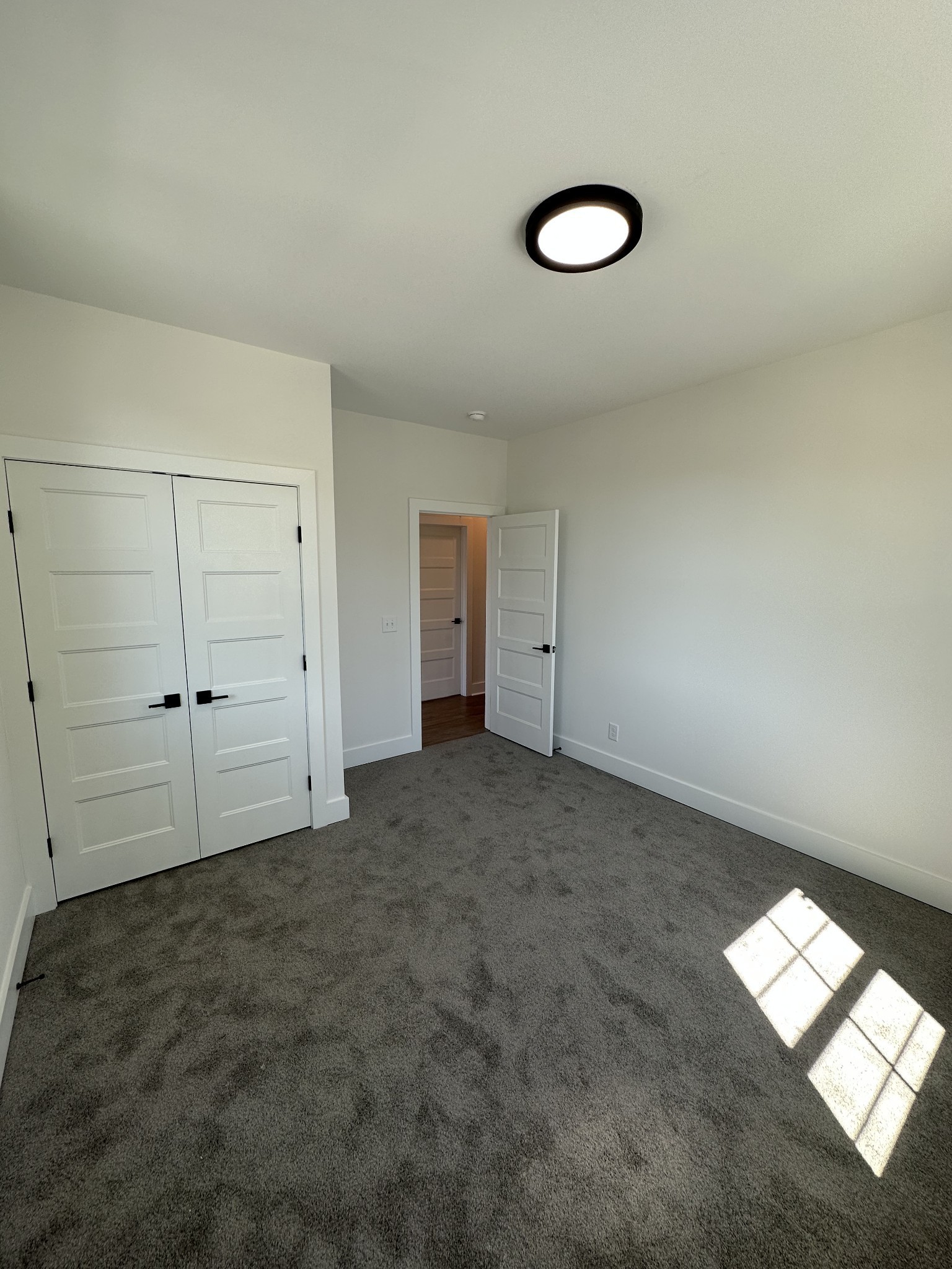 2202 Hermosa St