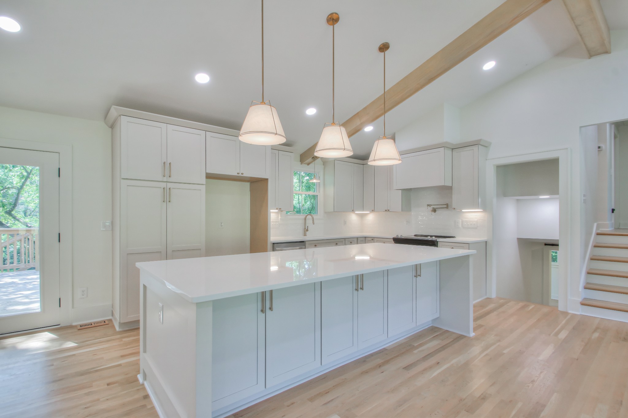 955 Windrowe Dr