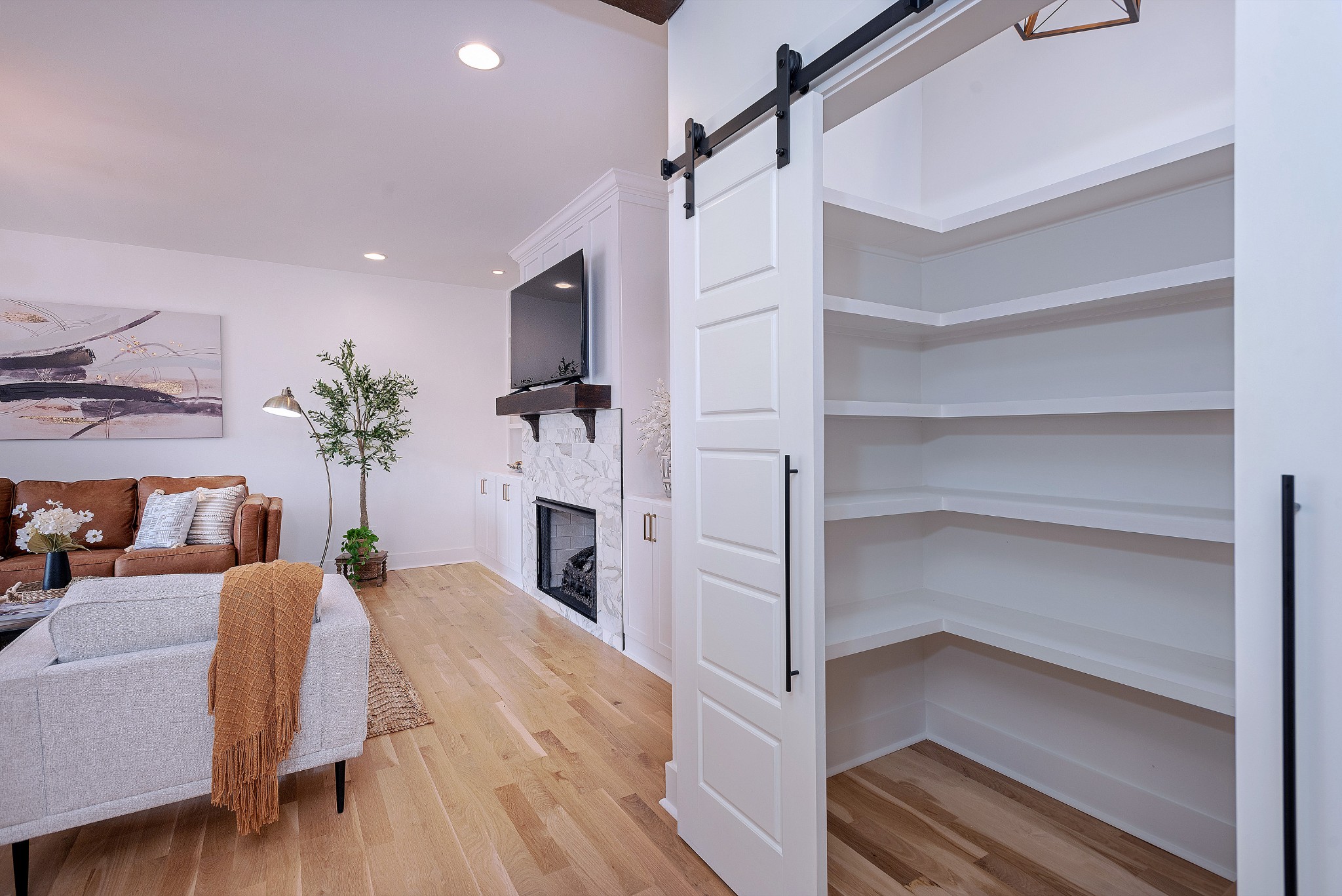 6218 Robertson Ave Unit: A