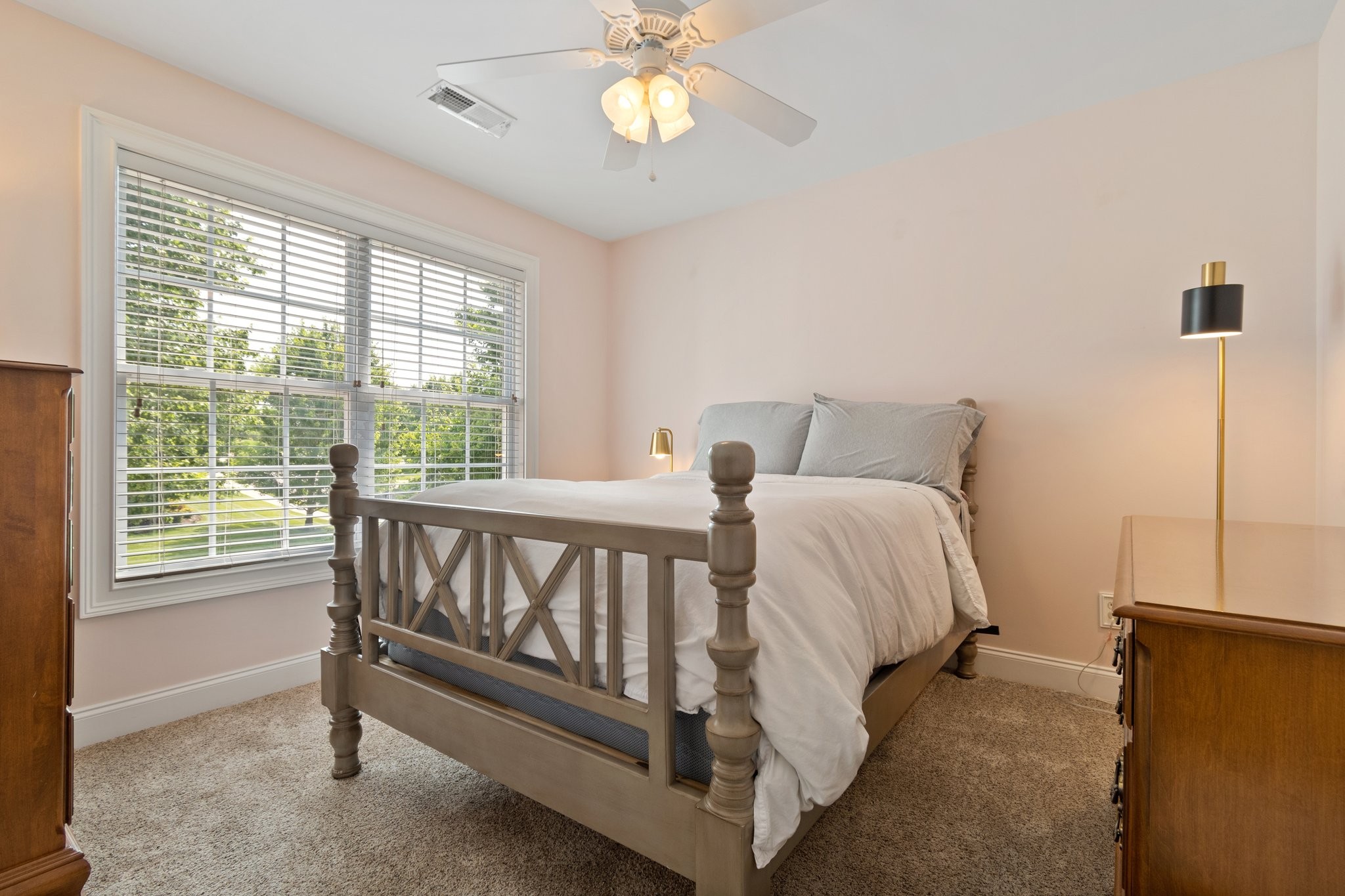 1060 Alice Springs Cir