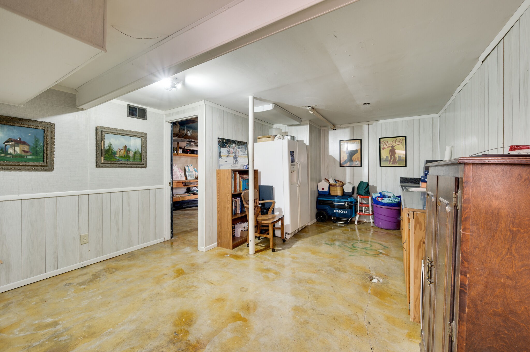 5844 E Ashland Dr