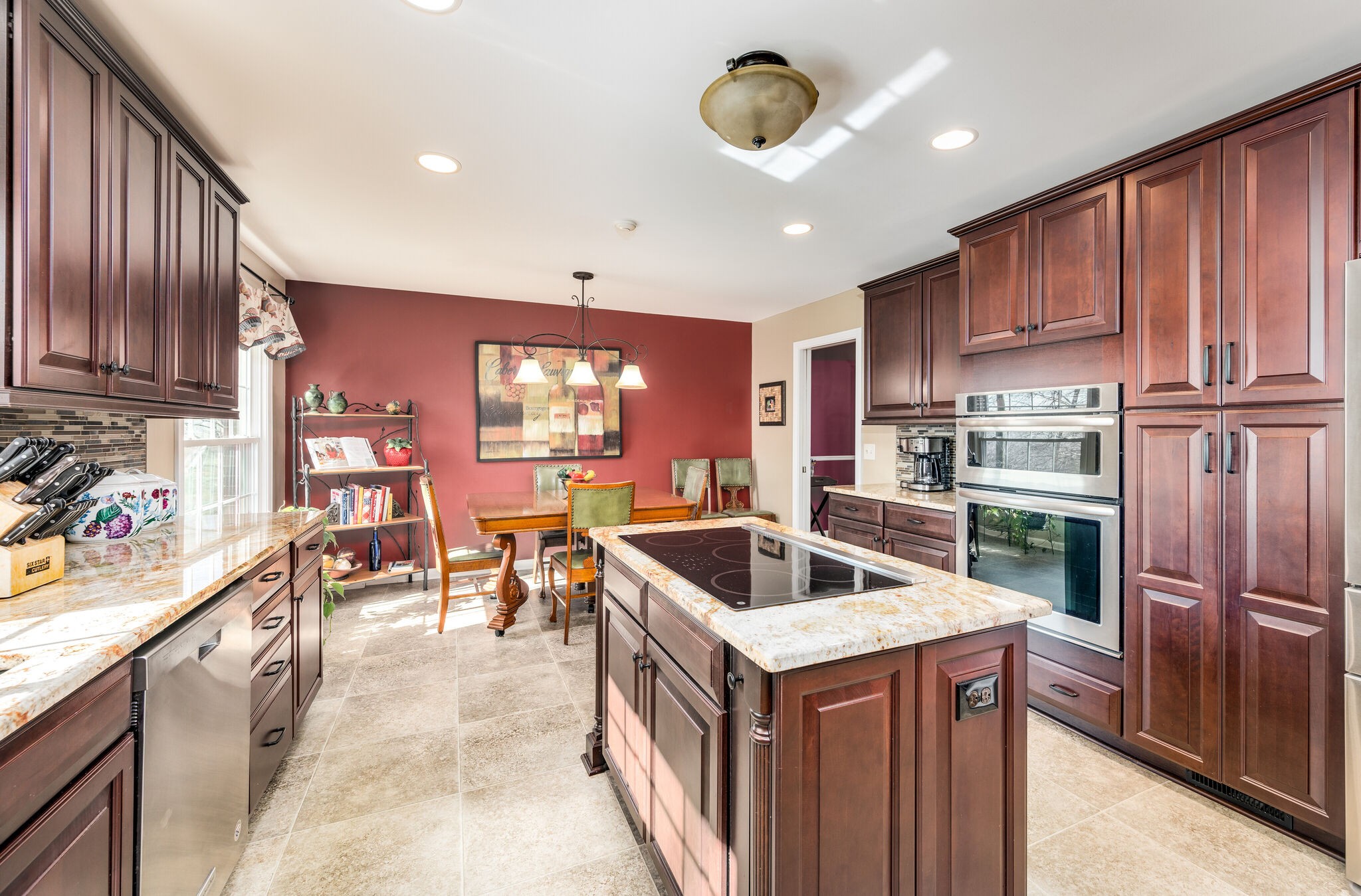 5844 E Ashland Dr