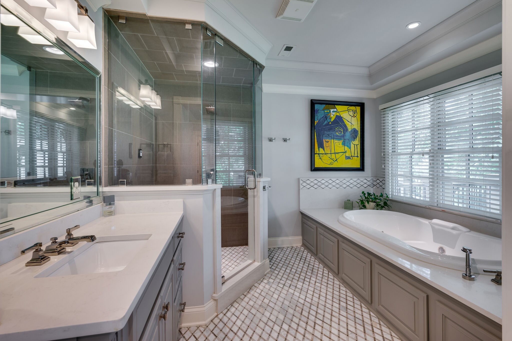 221 Mockingbird Rd