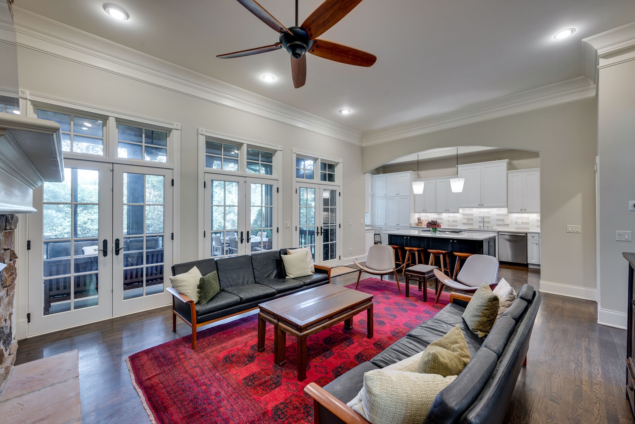 221 Mockingbird Rd
