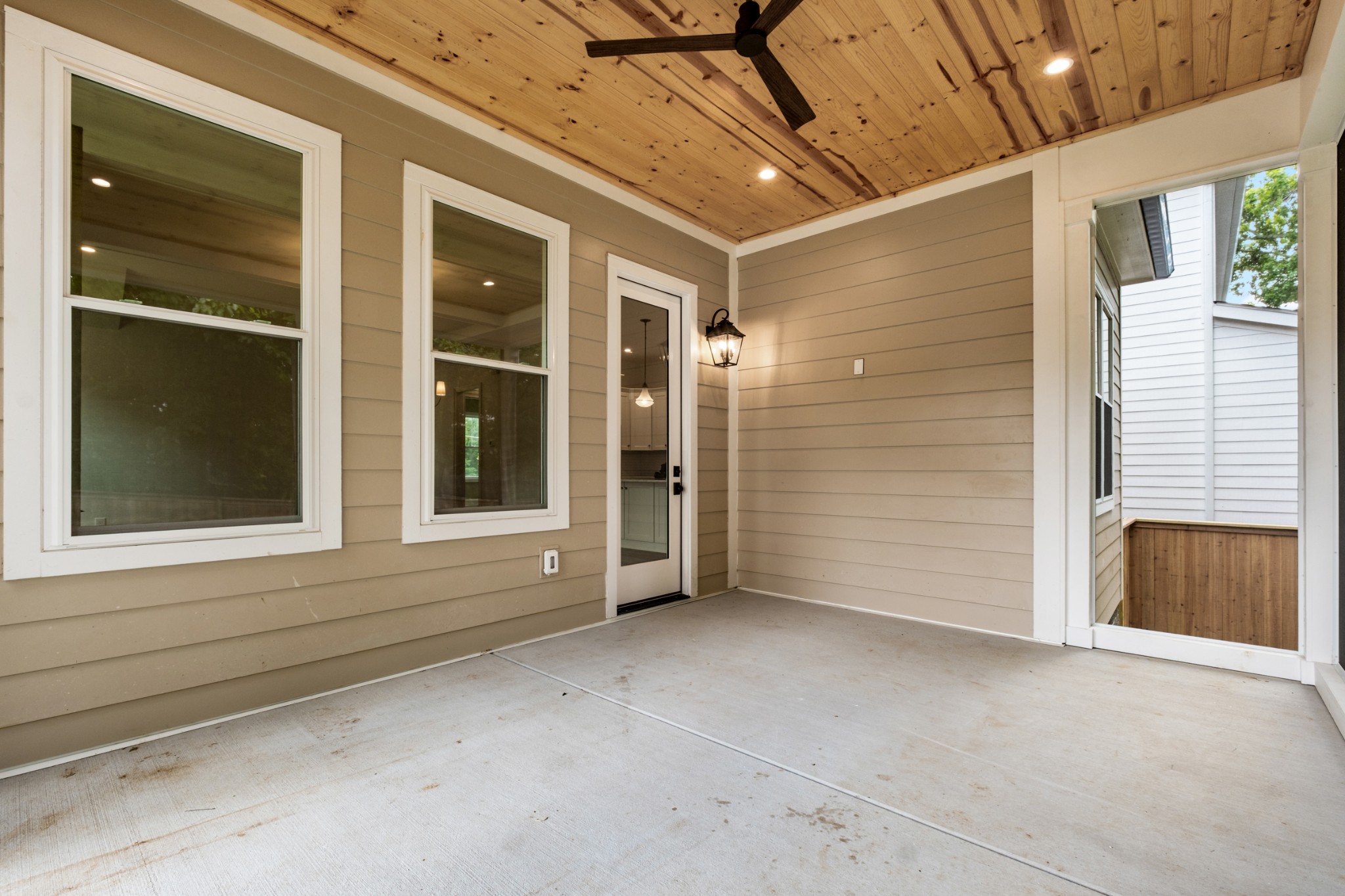 1602 Peerman Dr
