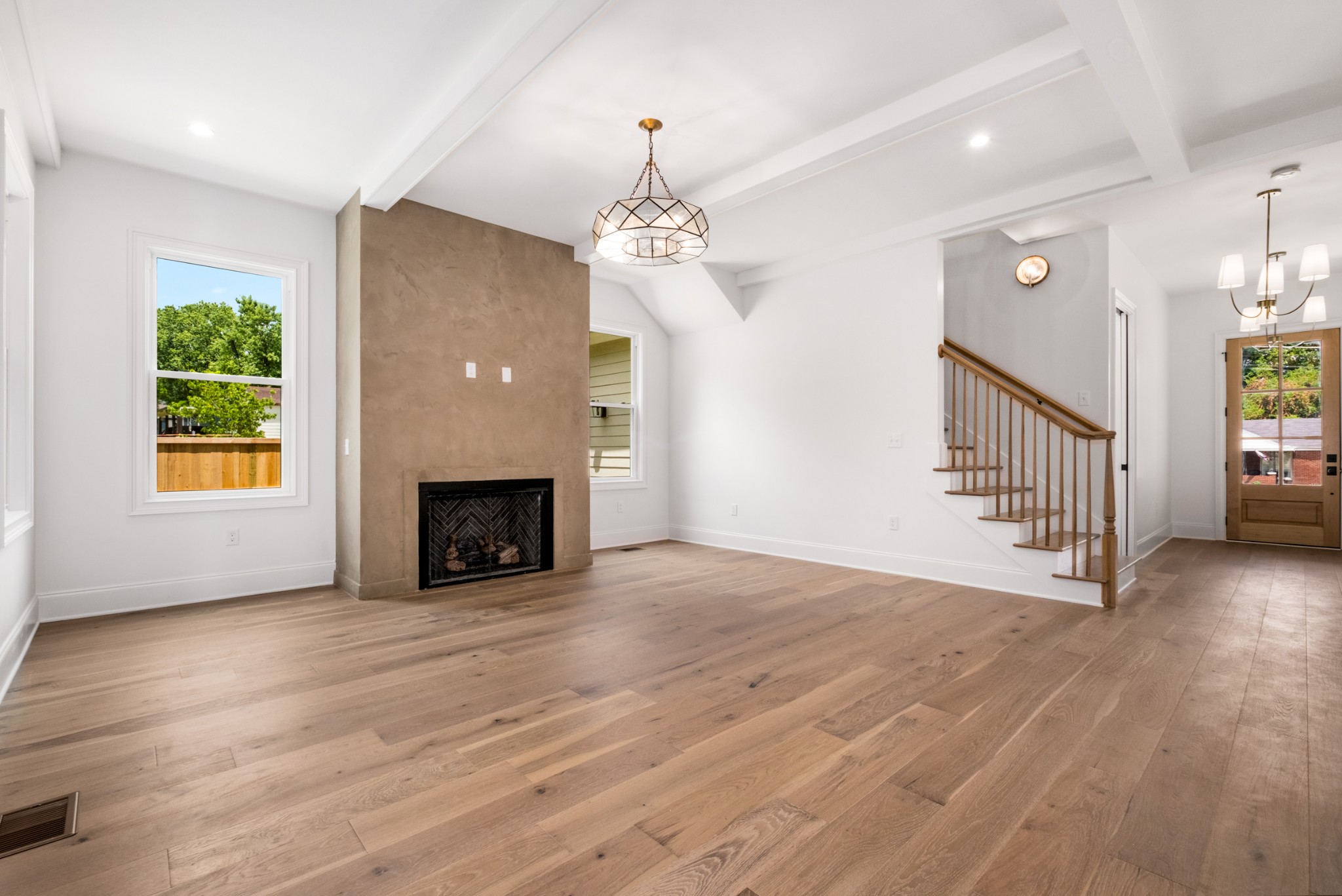 1602 Peerman Dr
