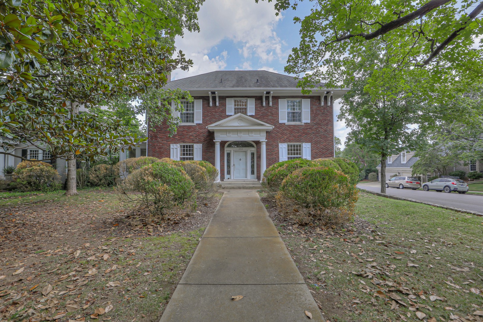 3749 Whitland Ave